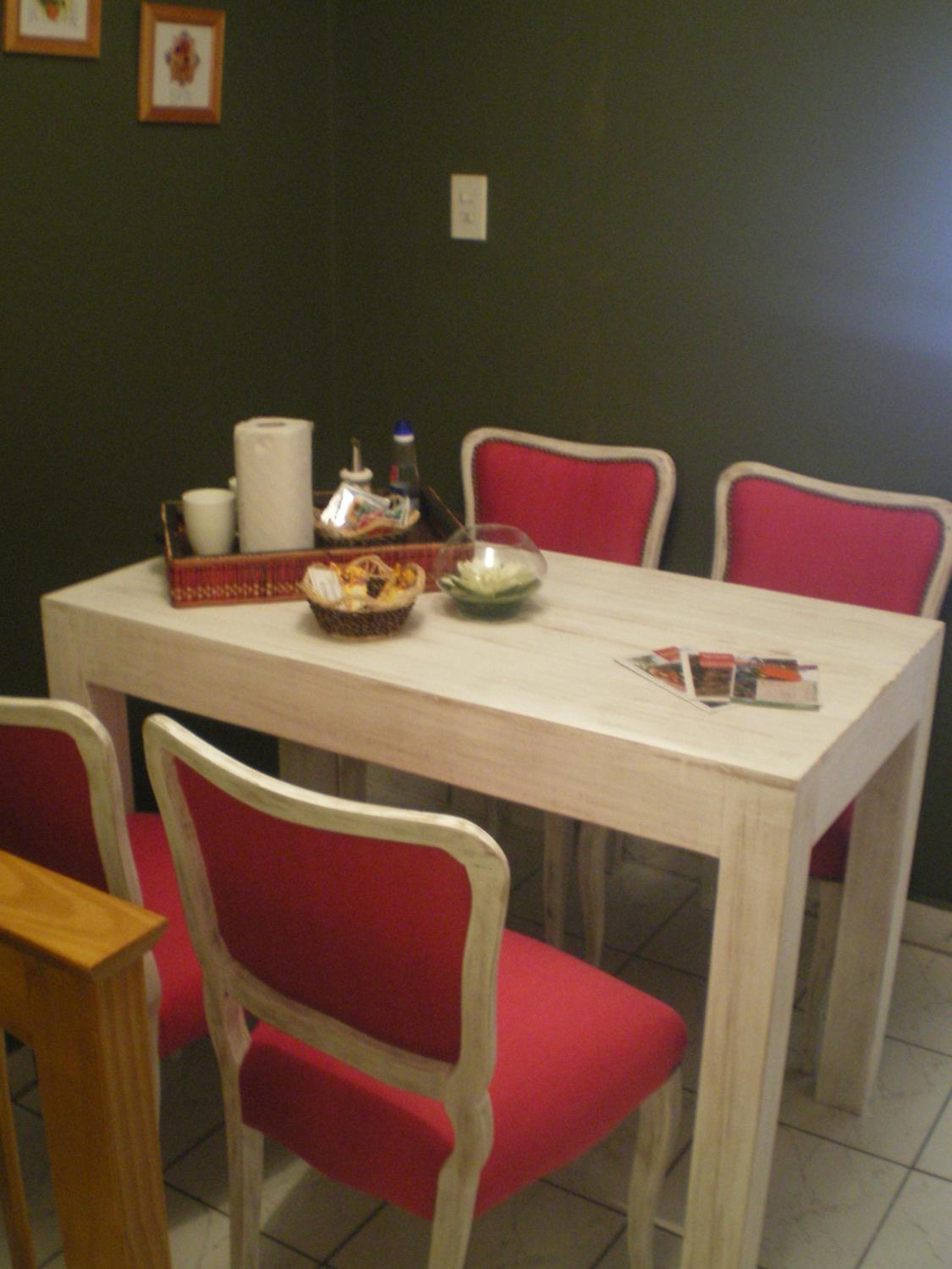 Hotel Los Lapachos - Image 1