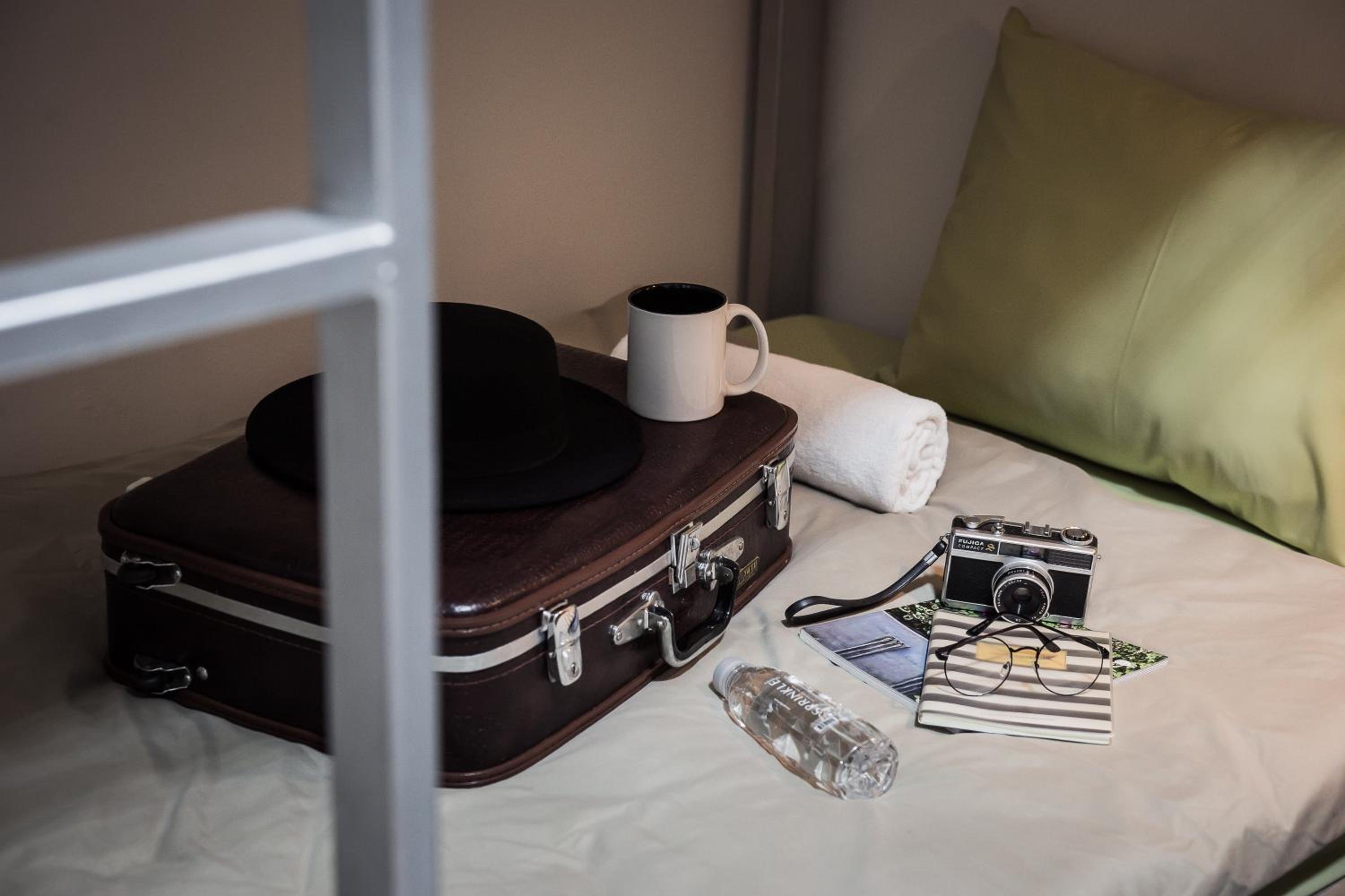 Banthat Thong Hostel
