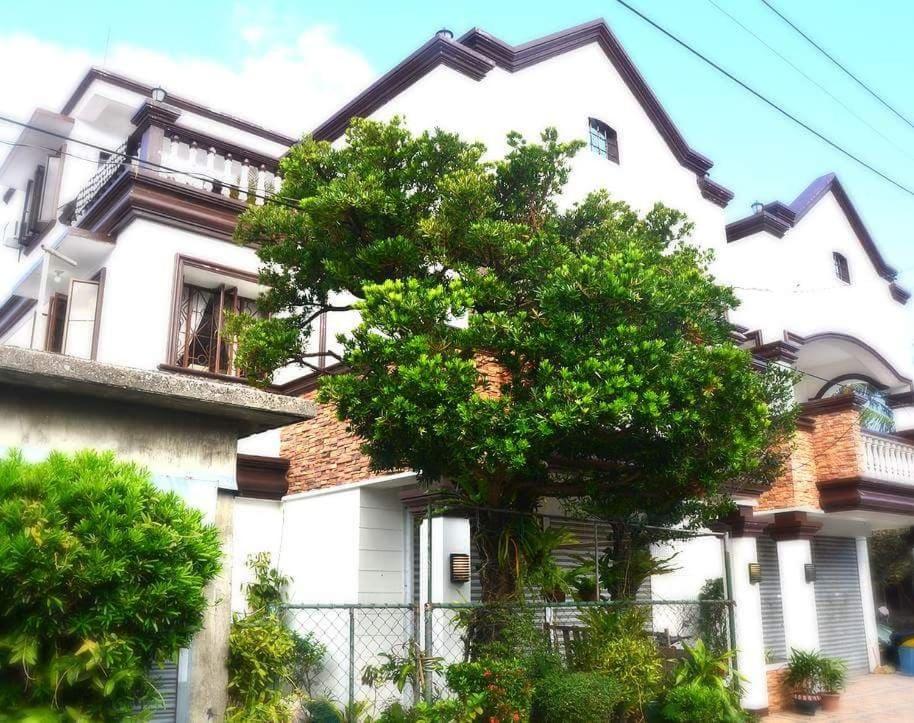 Florabells Guest House - Batanes view 2