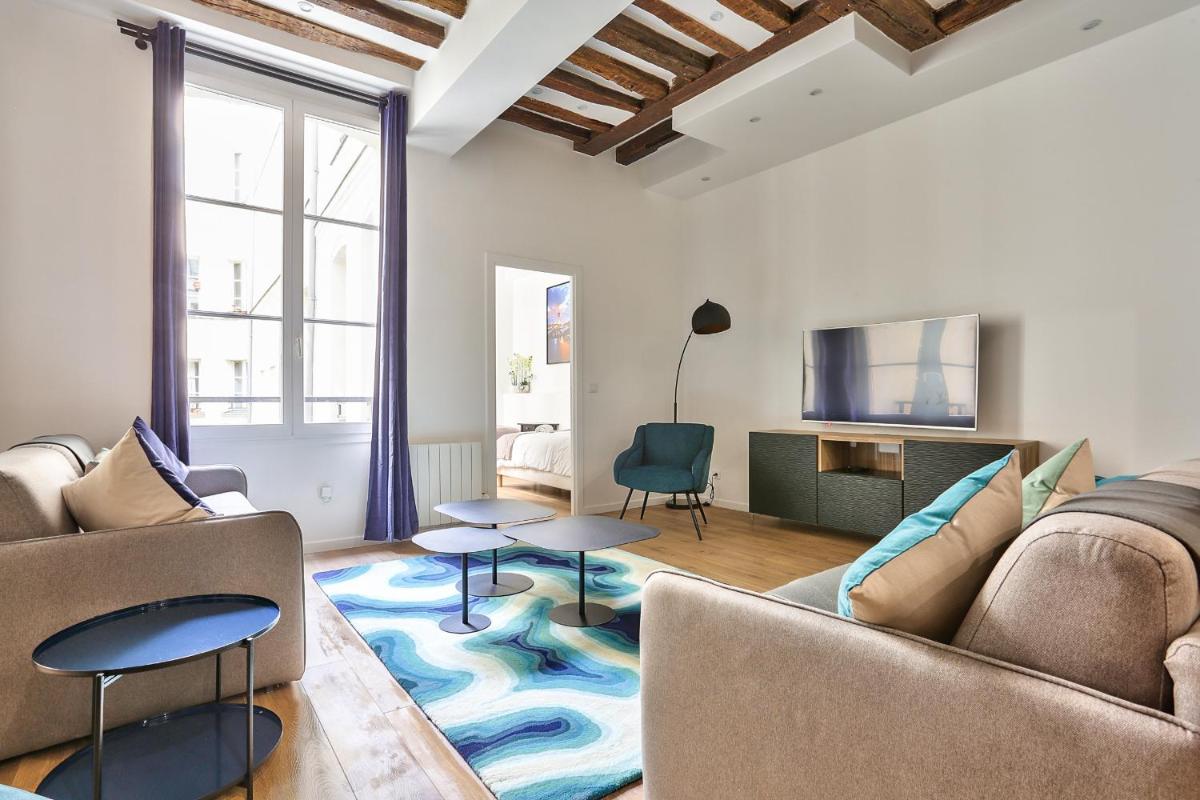 67 - Amazing Parisian Flat