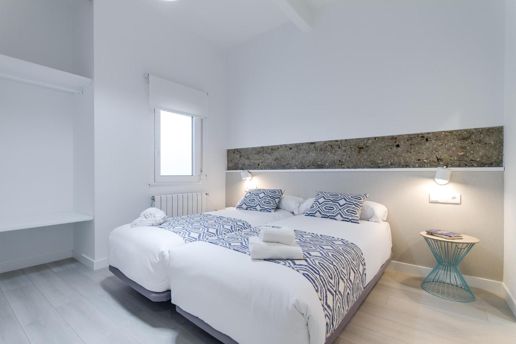Santiago Center Rooms