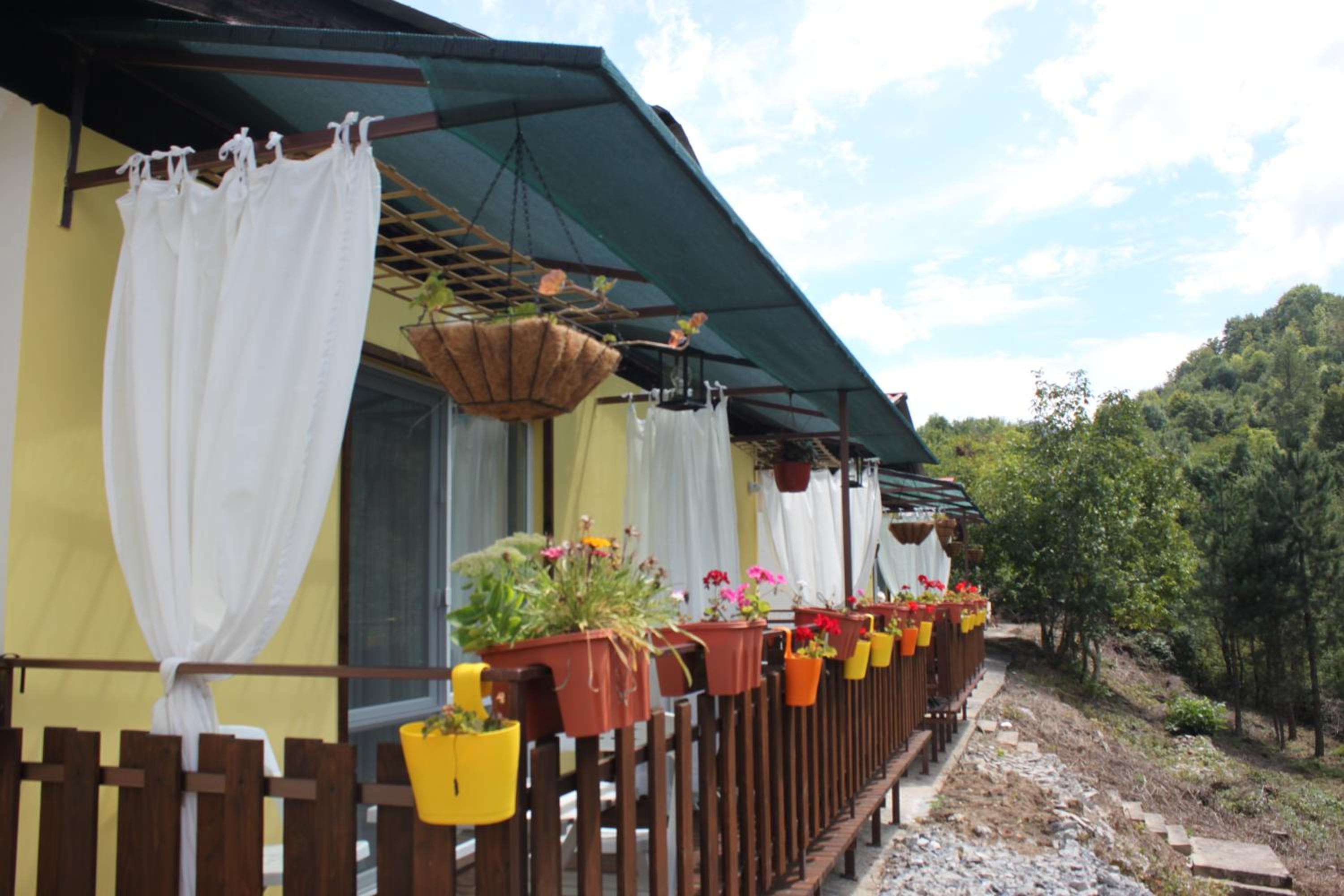 Daskalov Bungalows
