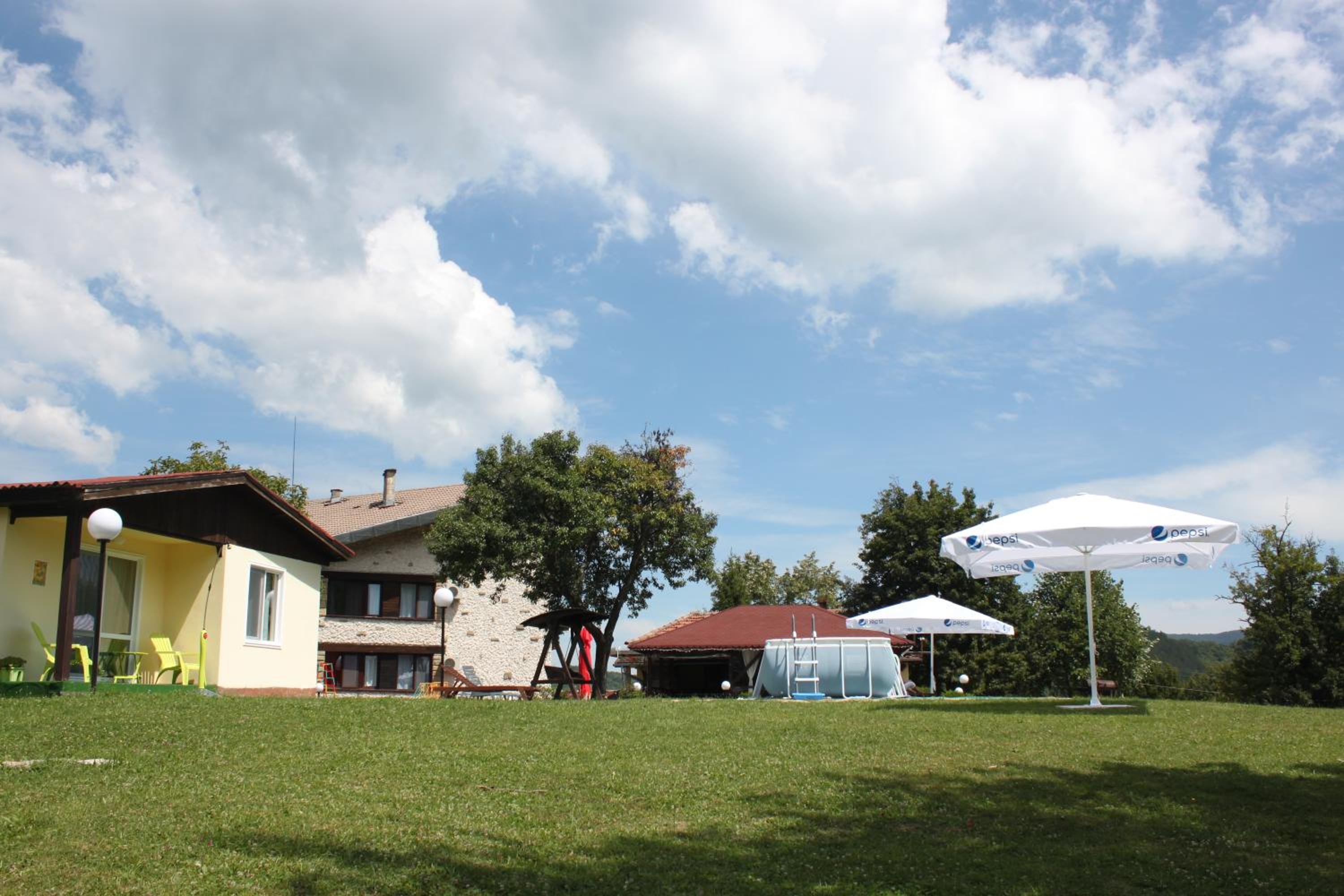 Daskalov Bungalows