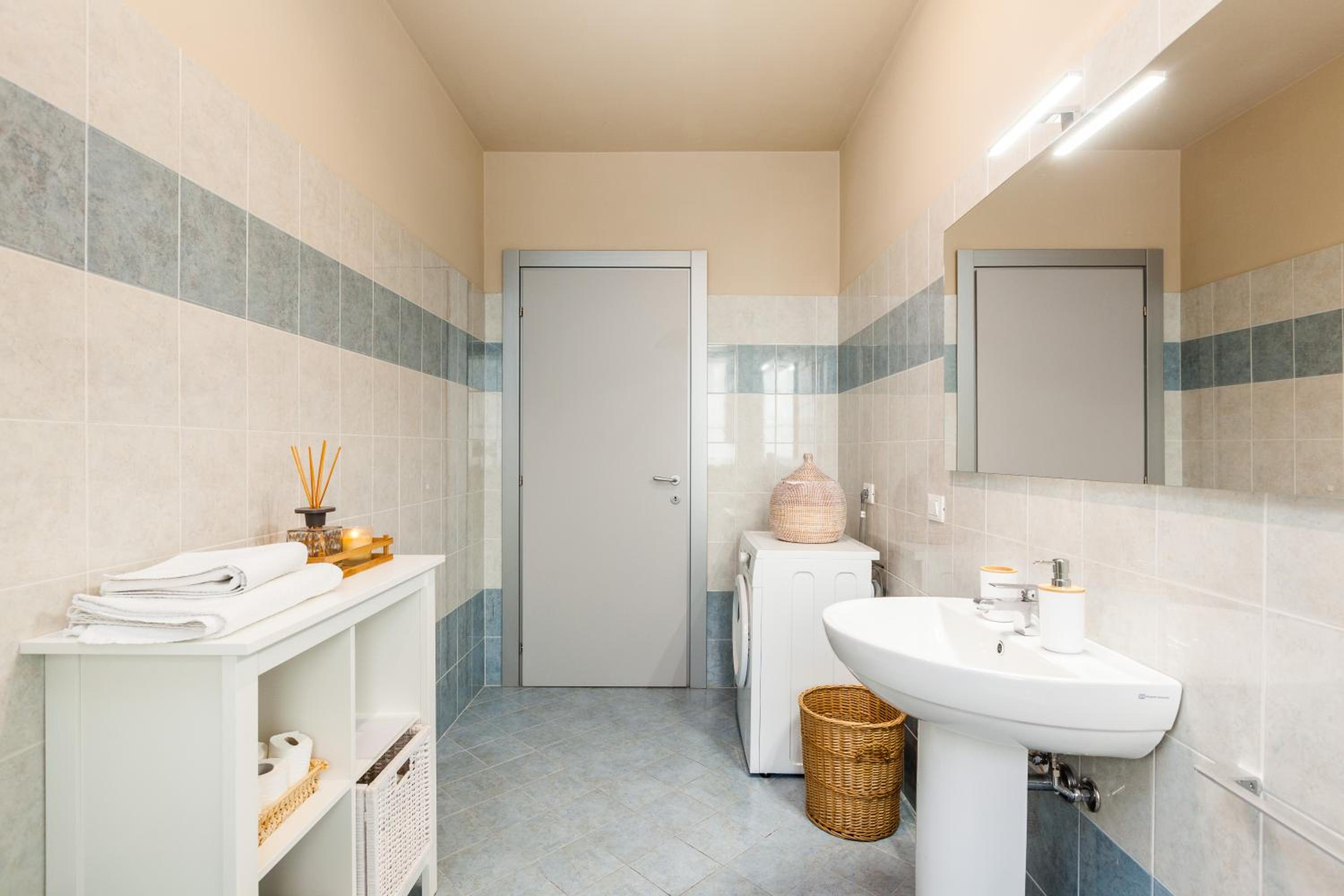 Apt Clericetti Near Polytechnic University