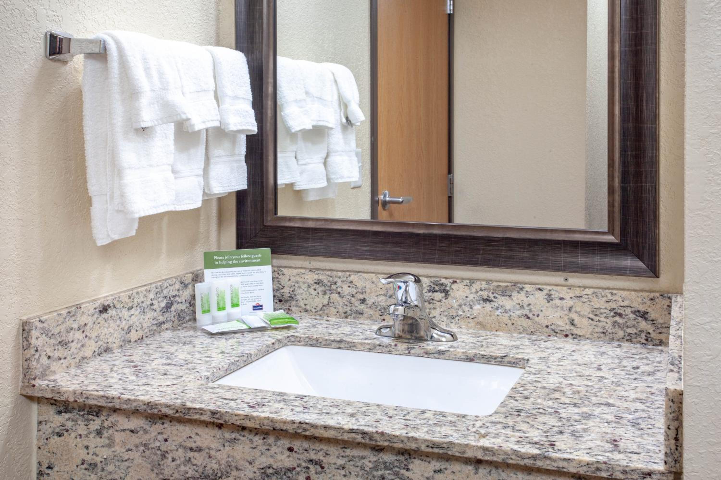 Mankato Vacations - AmericInn by Wyndham Mankato Event Center near MSU - Property Image 24