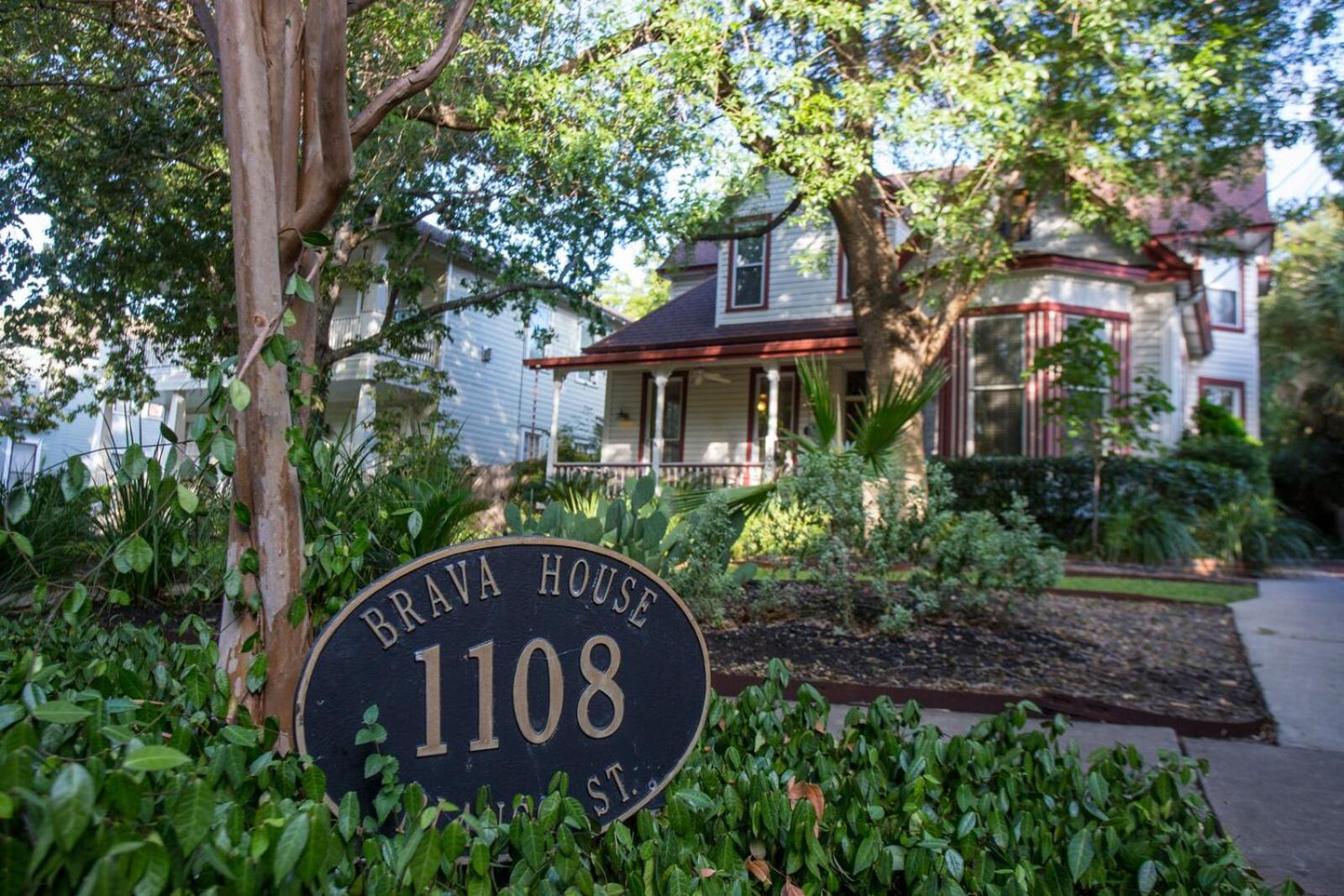 Brava House B&B