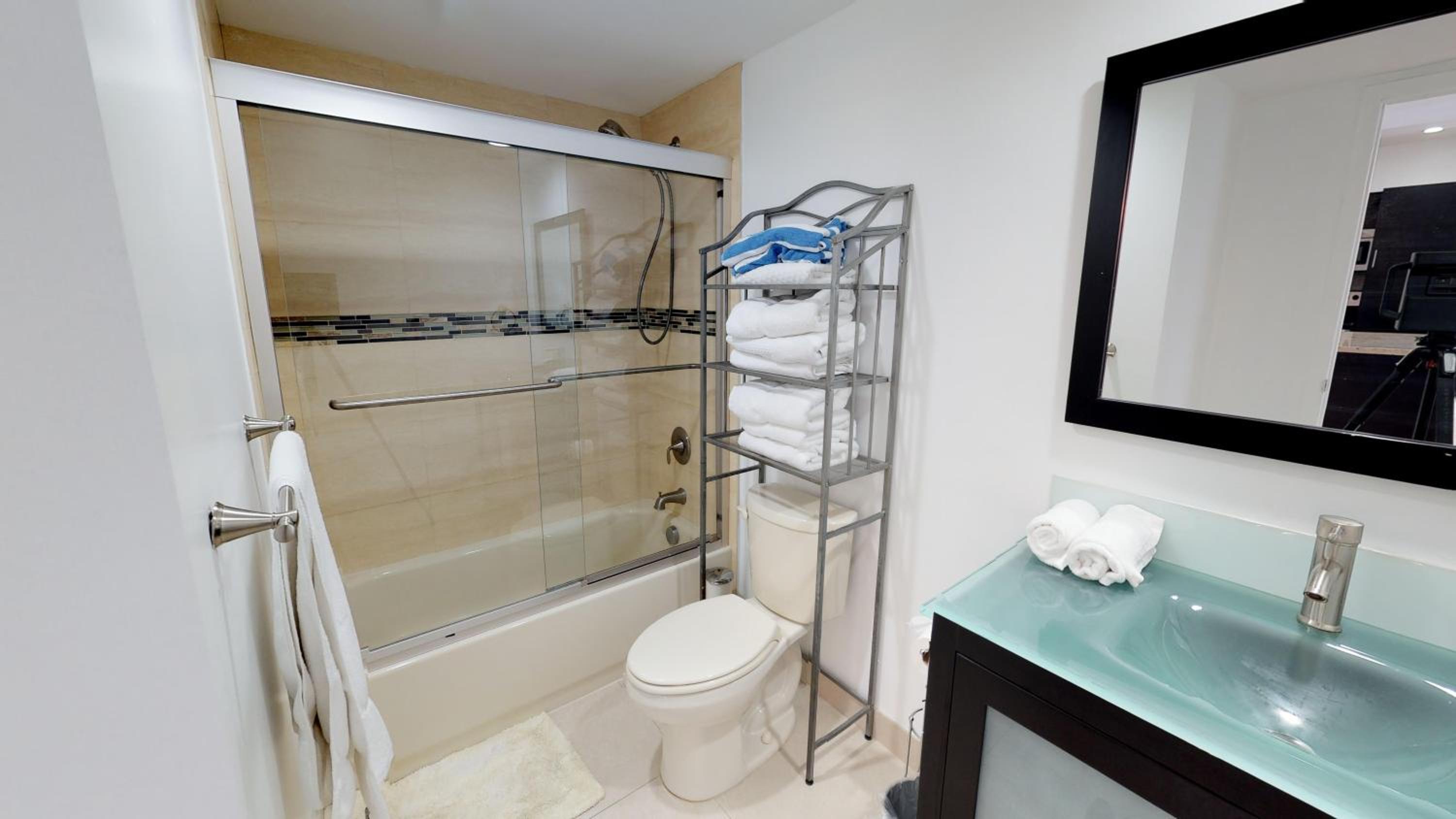 Ocean Reserve Condo by FlatsAway