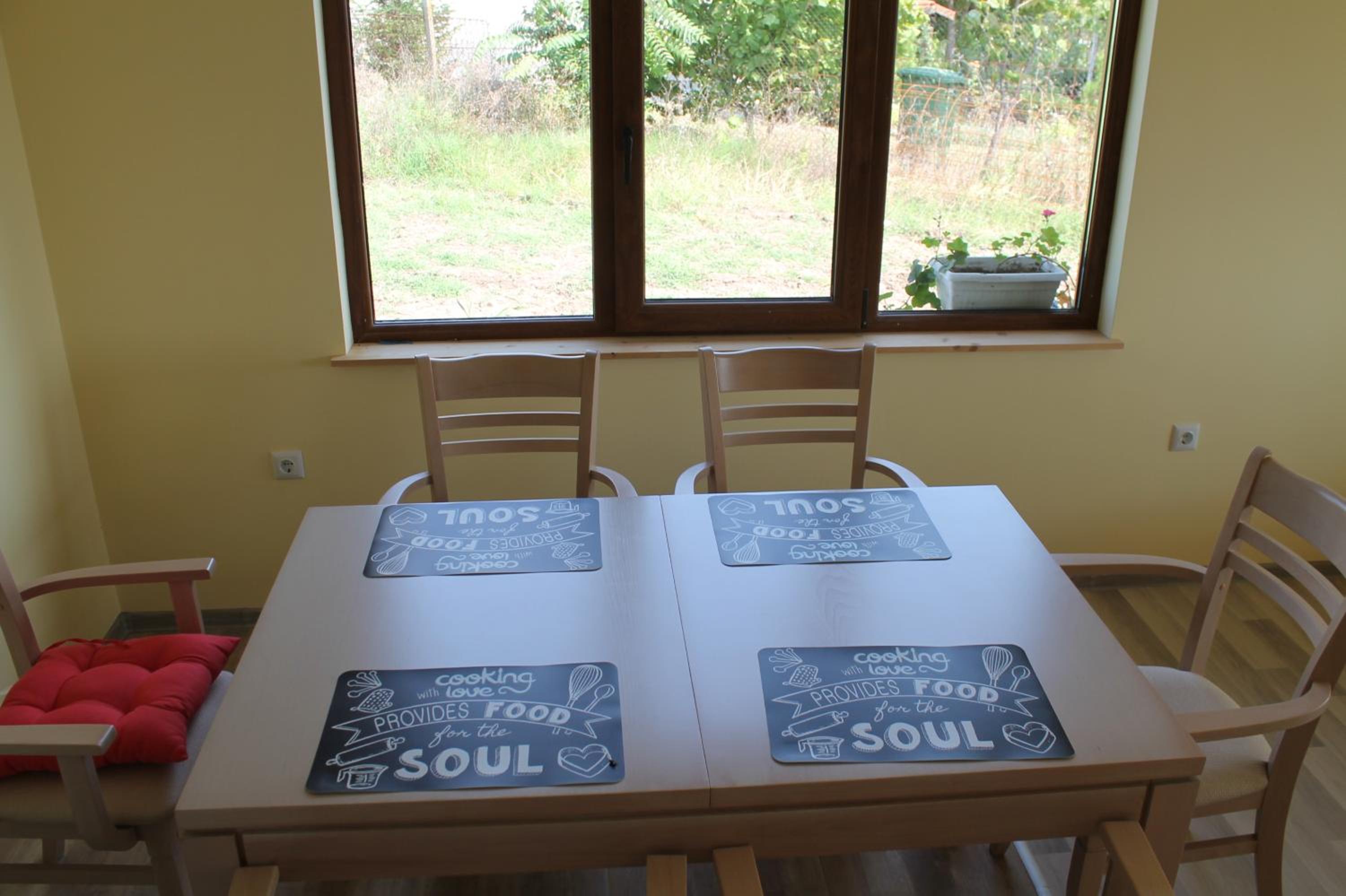 Malavi Guest House Krasen! Comfort&clean!