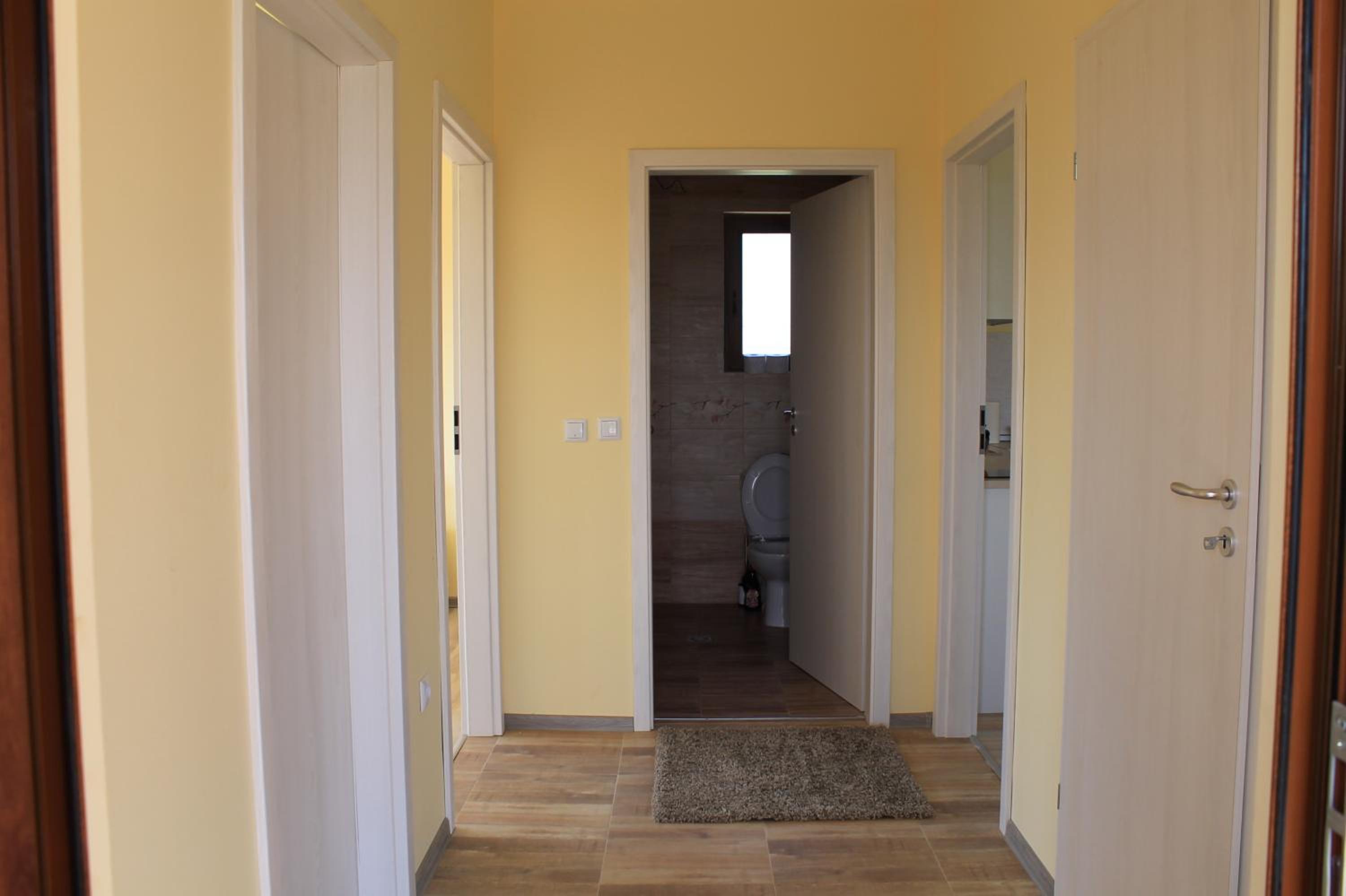 Malavi Guest House Krasen! Comfort&clean!