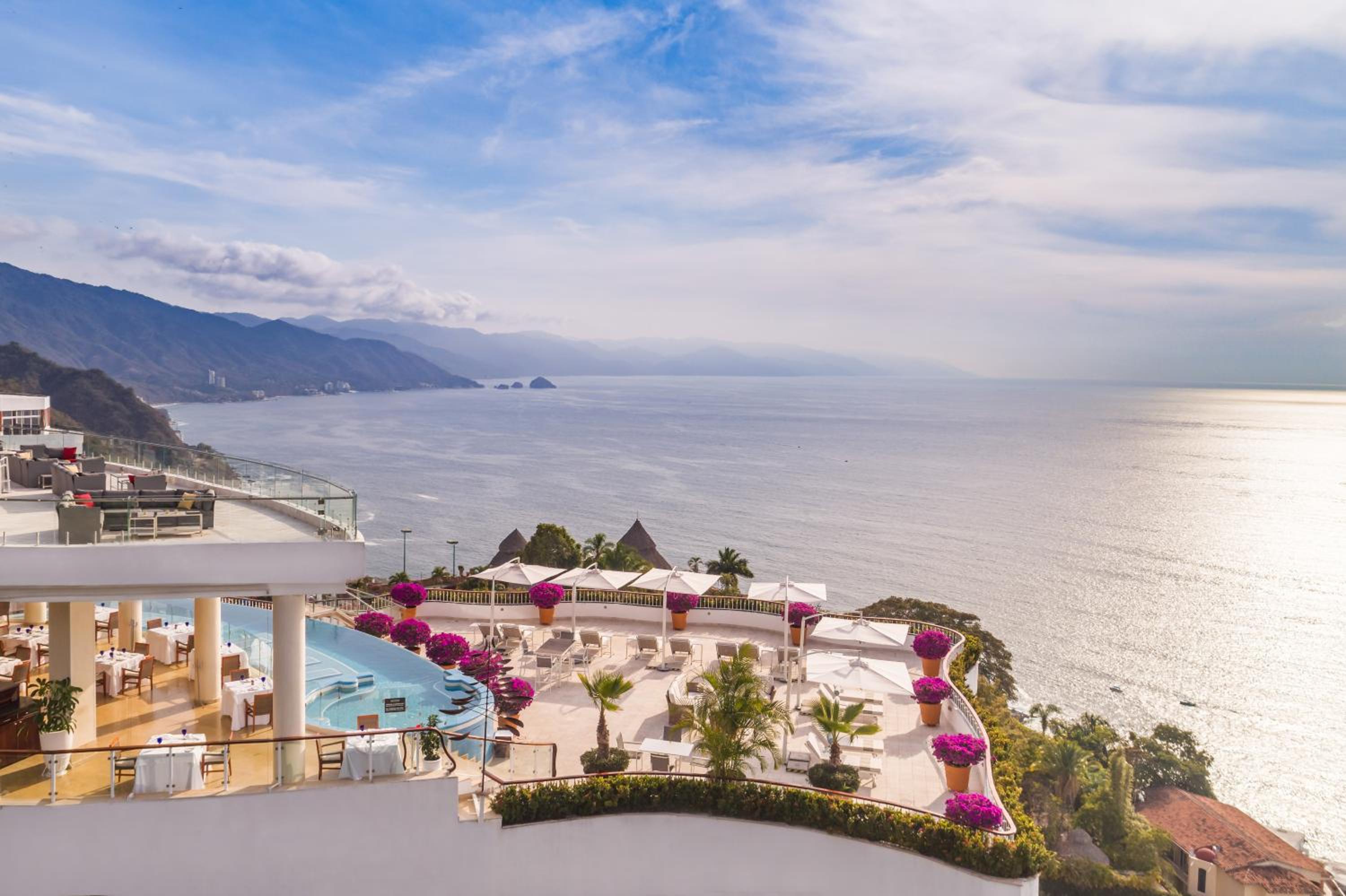 Puerto Vallarta Vacations - Grand Miramar All Luxury Suites  Residences - Property Image 3