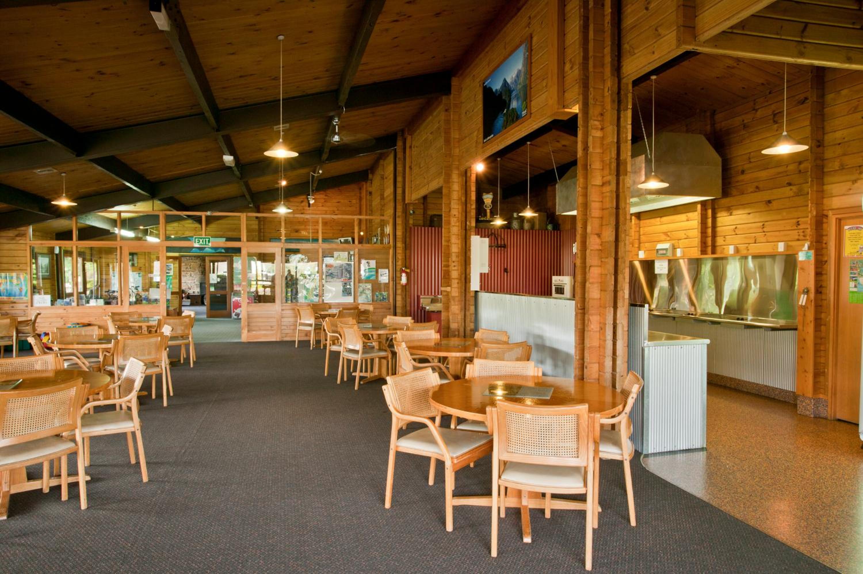 Te Anau Top 10 Holiday Park and Motels