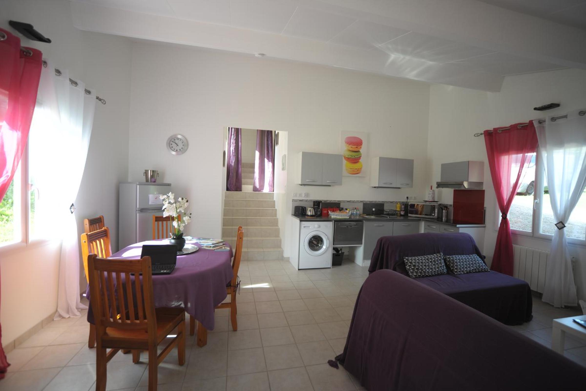 DORMIR A MONTAUBAN Logements Carreyrat Calme et Verdoyant