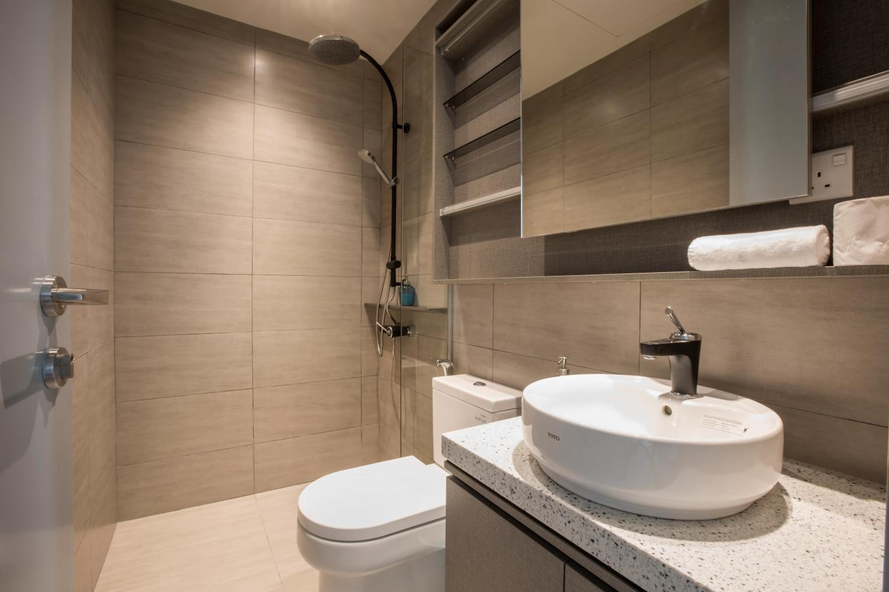 Expressionz Suites By iHost Global
