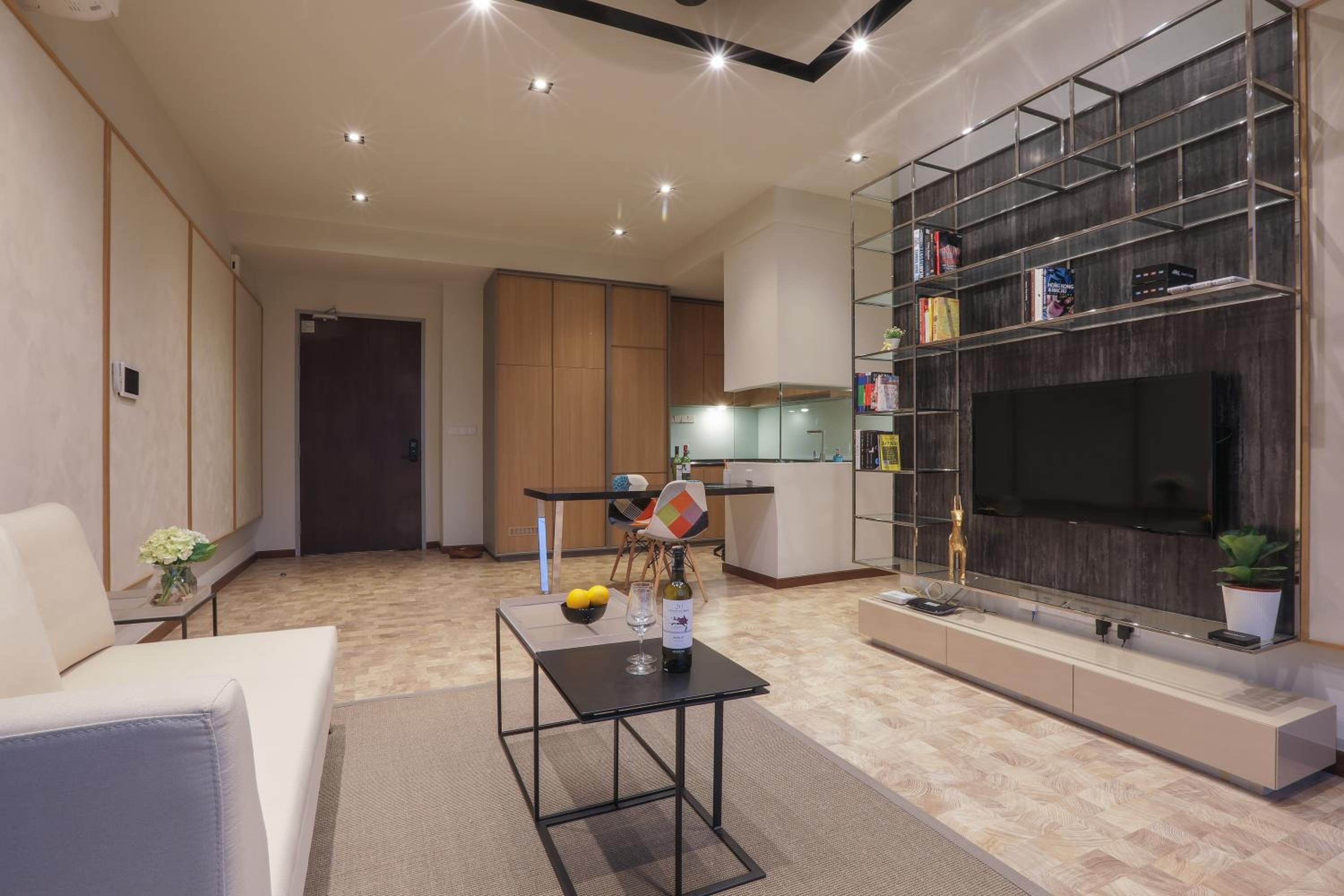 Expressionz Suites By iHost Global
