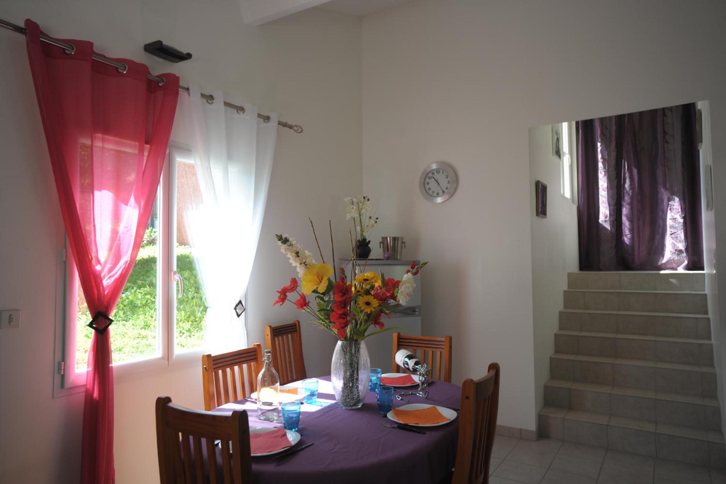 DORMIR A MONTAUBAN Logements Carreyrat Calme et Verdoyant