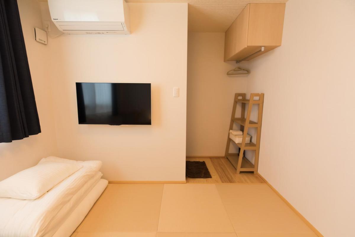 Photo 8