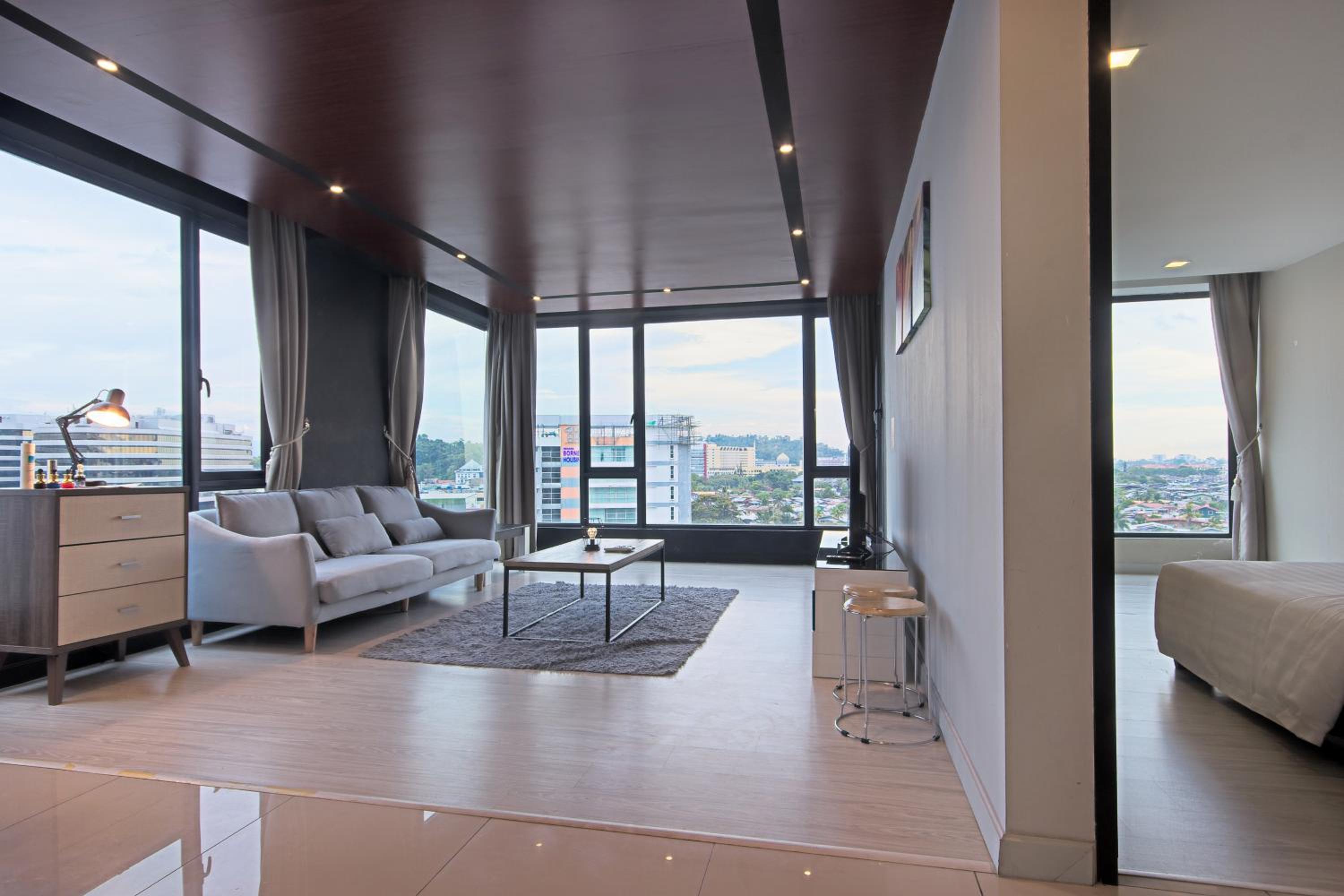 Cozy Living Sky Apartment