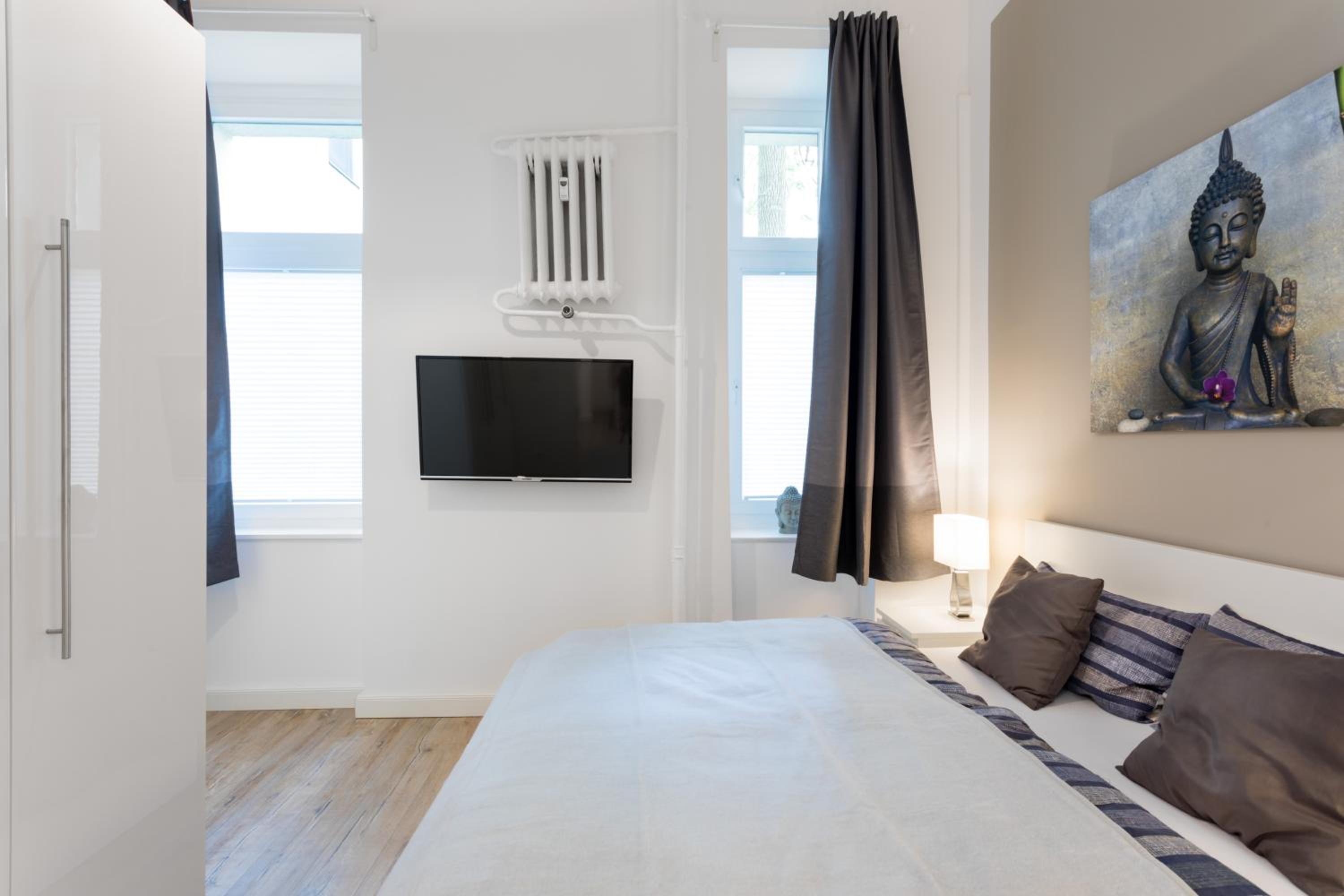 The Düsseldorfer, 1 BR, 1 living room, group & family friendly, ideal for 2 - 4 Guests