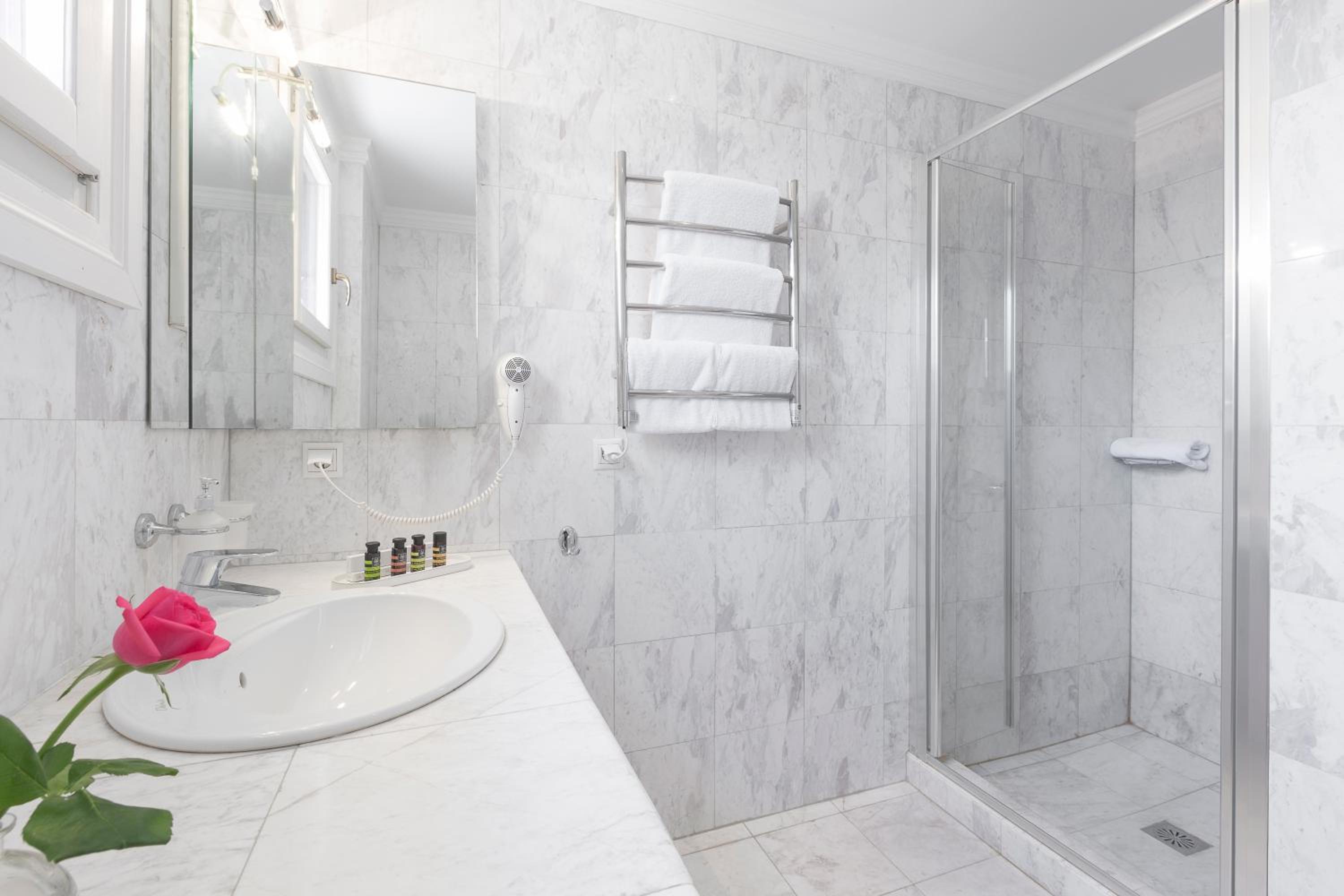 Gatto Perso Luxury Studios And Apartments