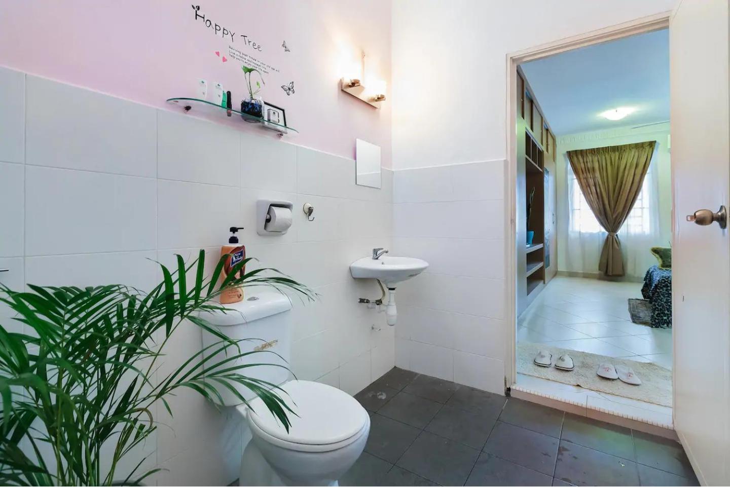 Family Suite@DESA TEBRAU *IKEA *AEON *TESCO *HERO