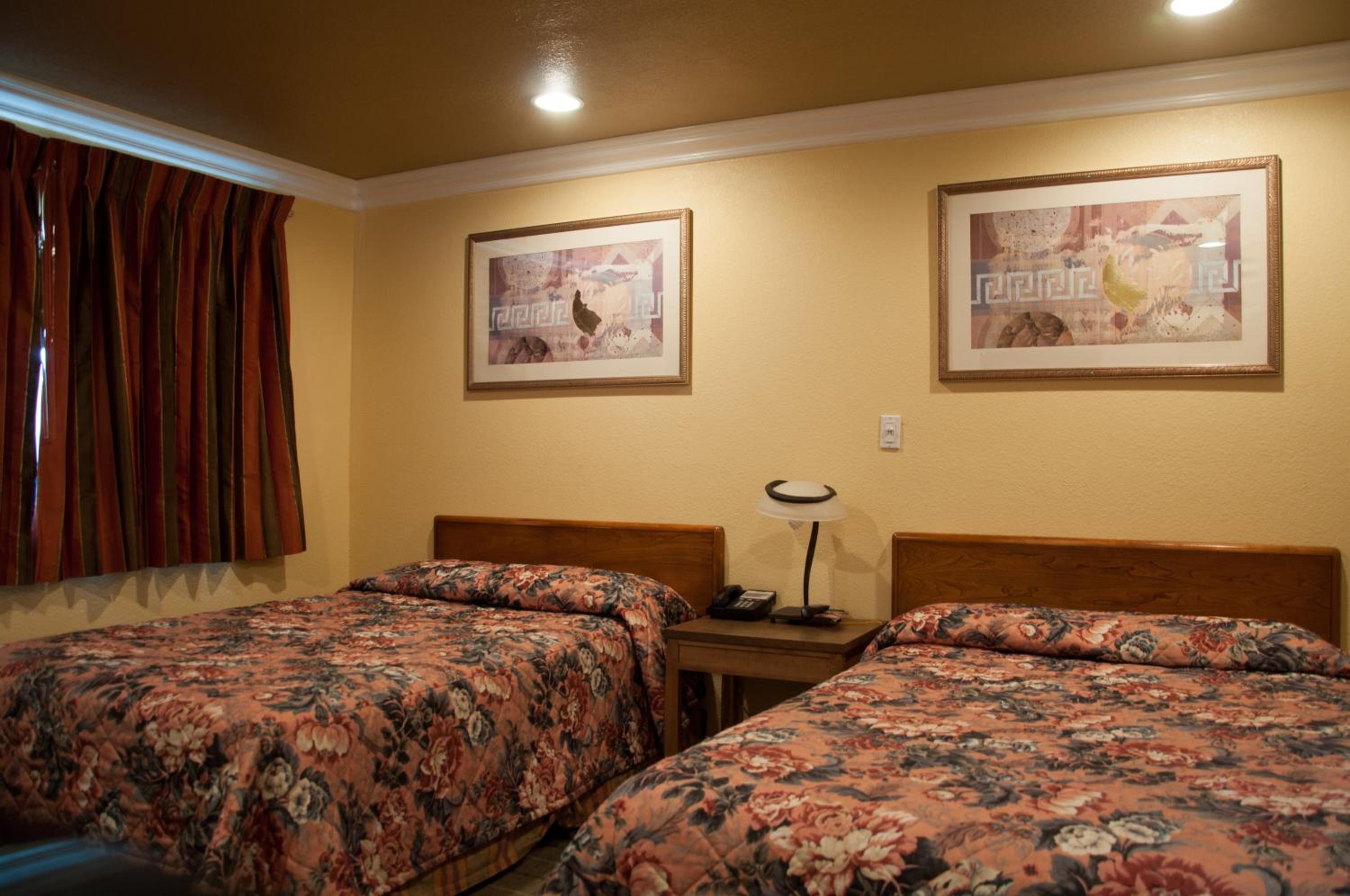 Ventura Vacations - Bayshore Inn Ventura - Property Image 10
