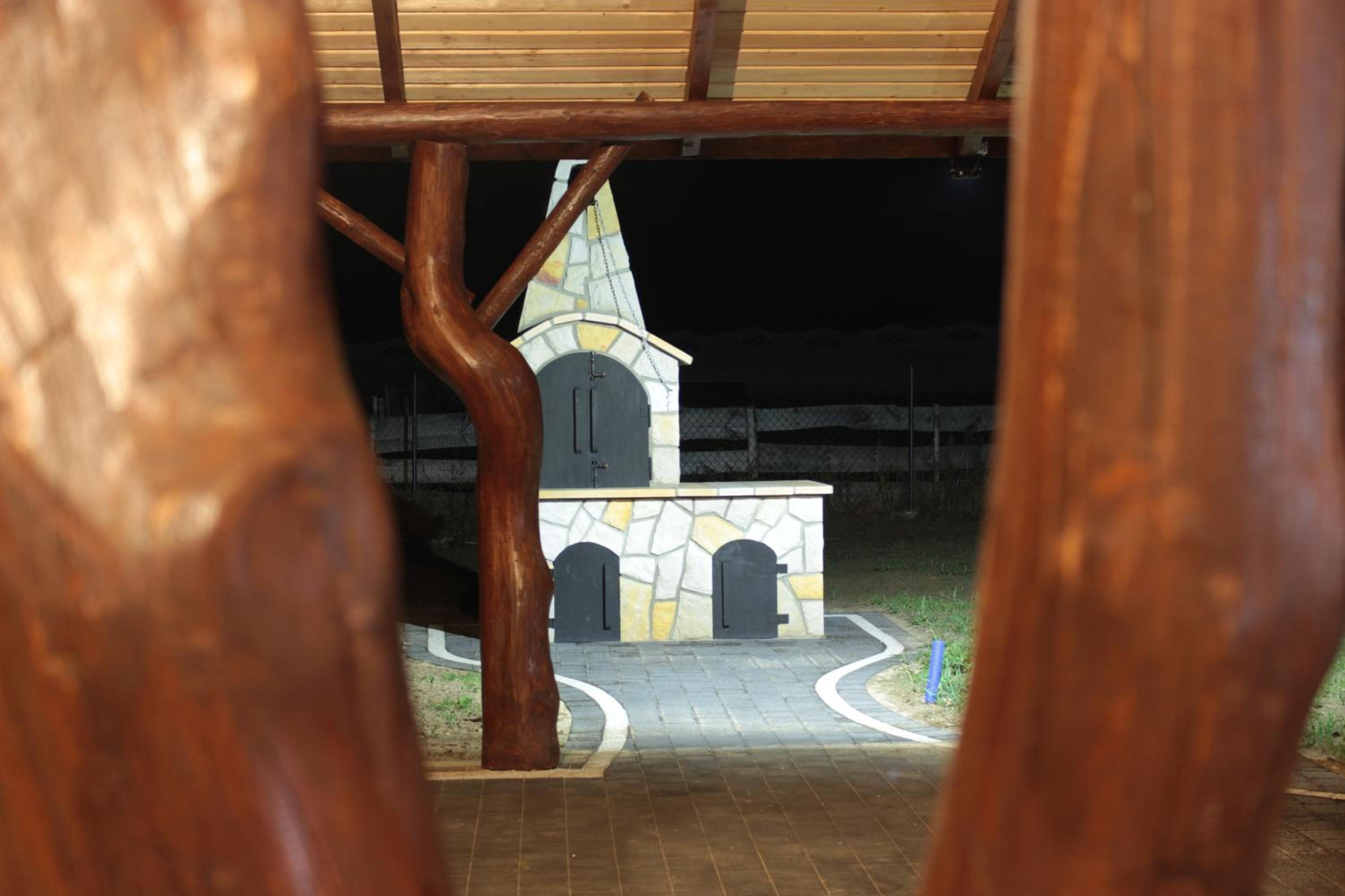 Photo 37