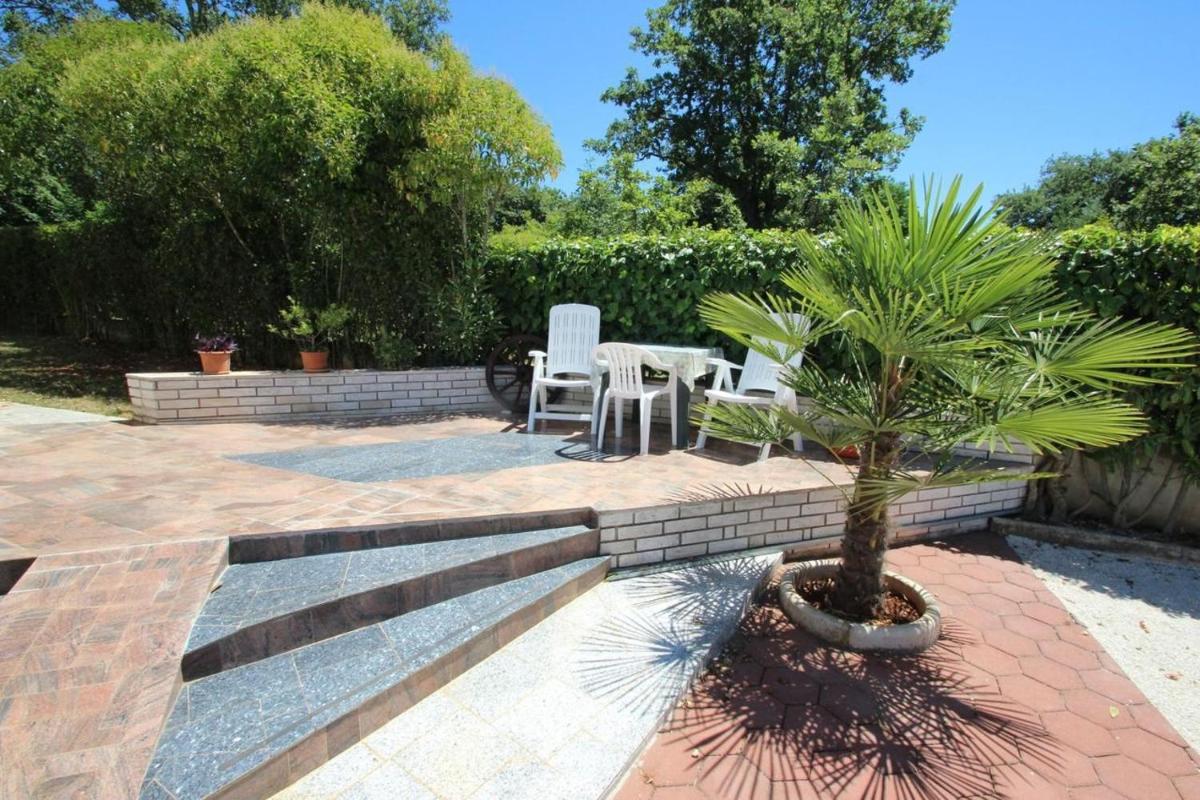 Apartments Kadum 25 - Property Image 2