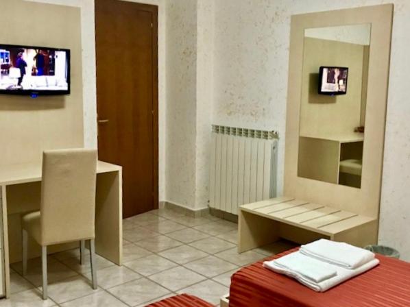 hotel room