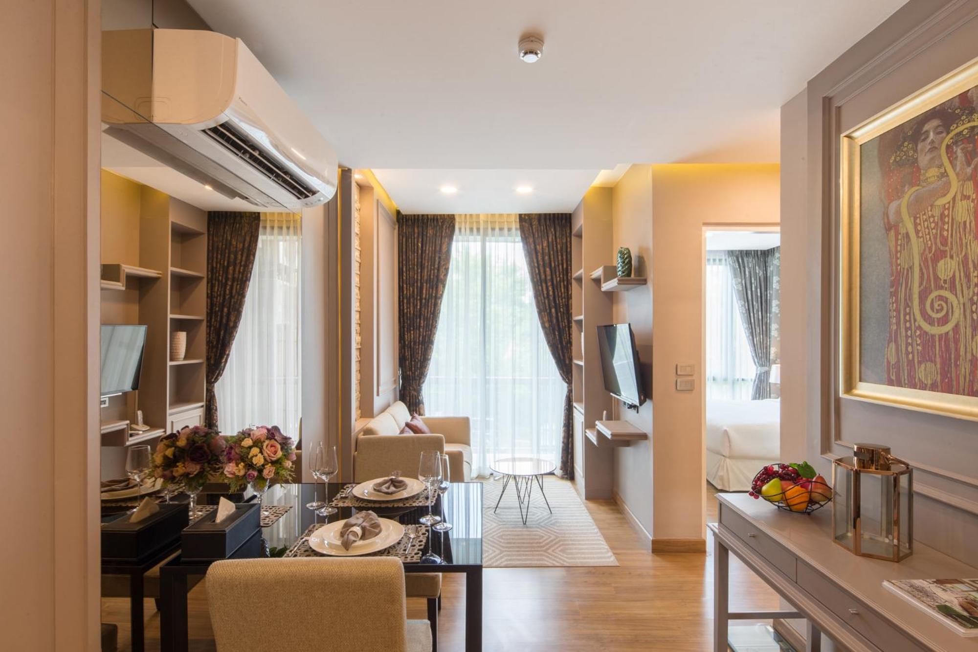 Parc Borough City Resort