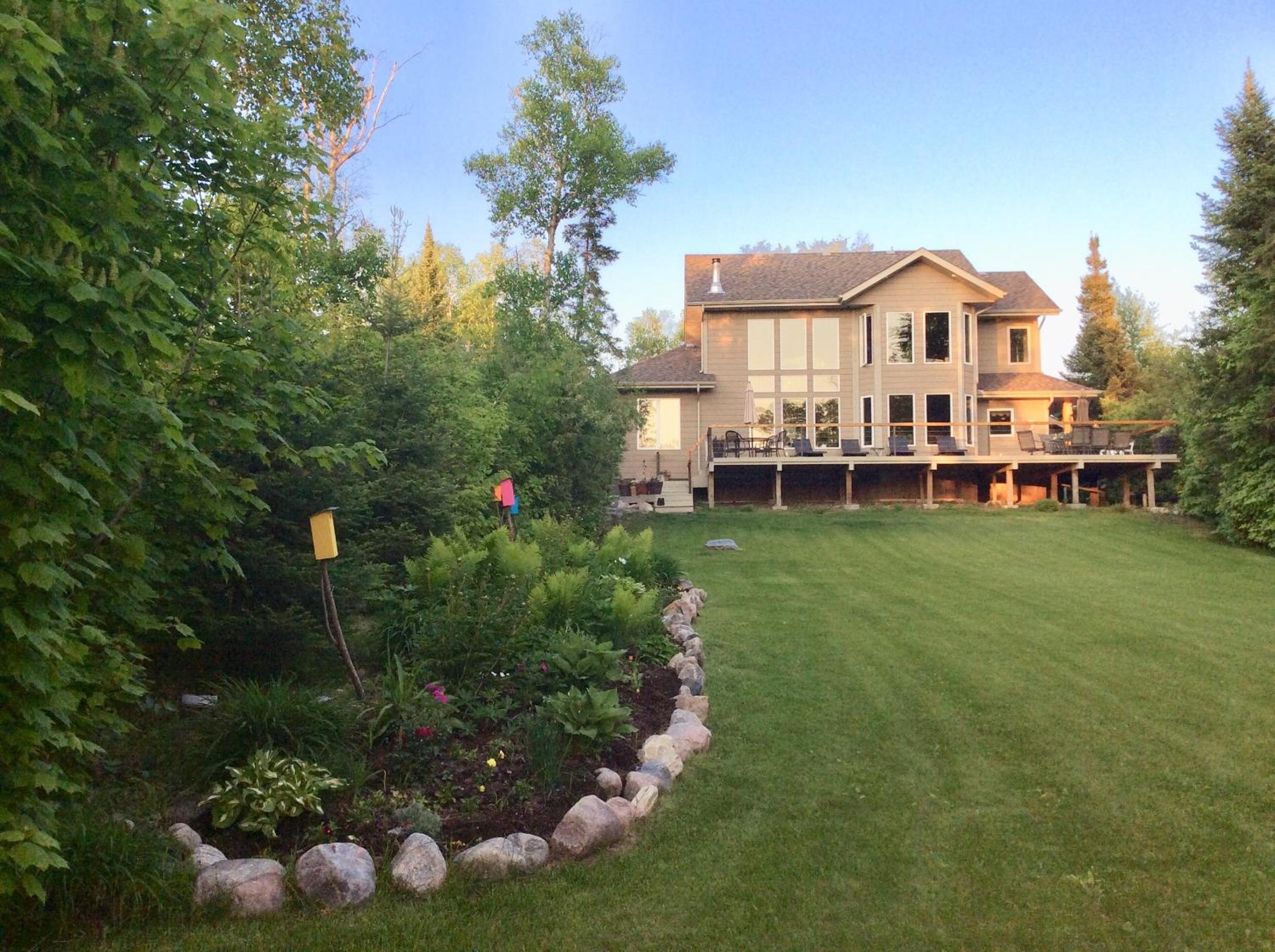 Pebble Springs BnB