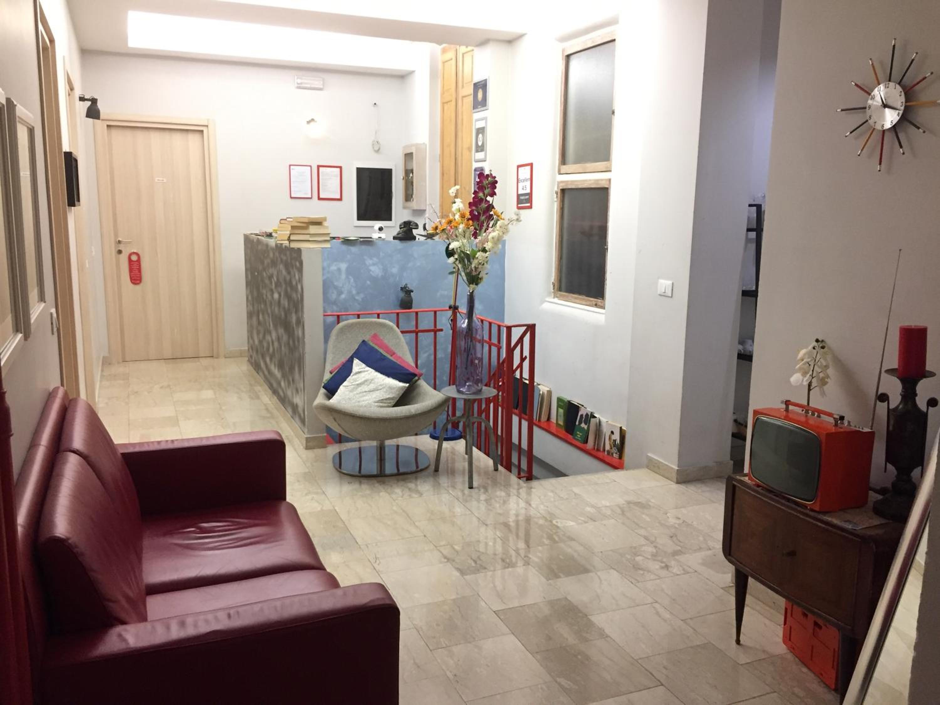 Roma Art Rooms