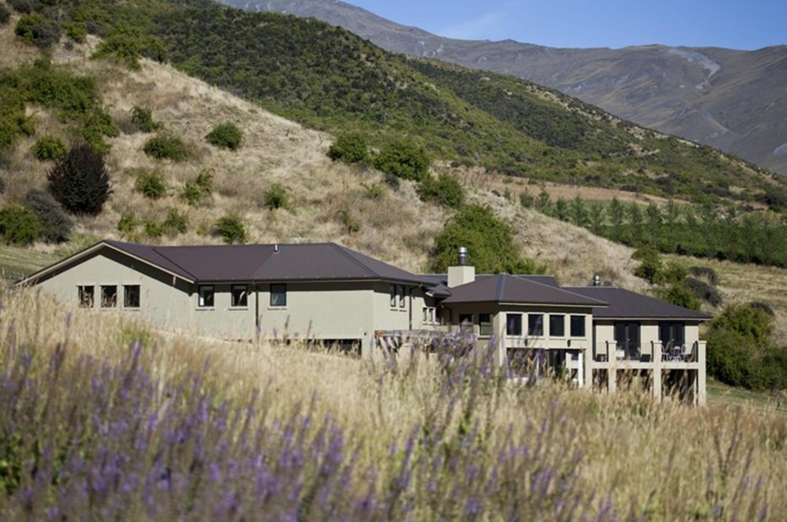 Gibbston House Boutique B&B