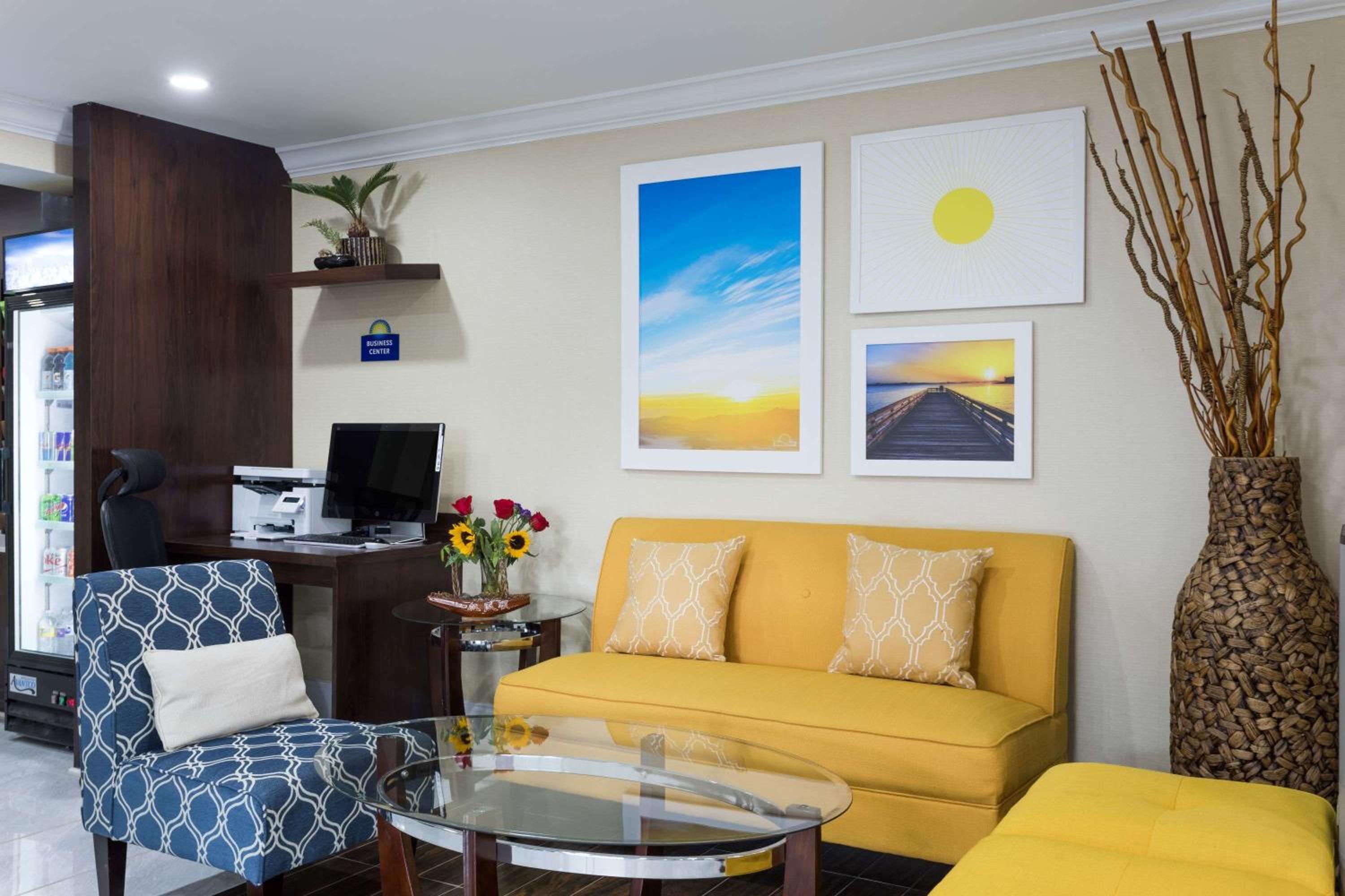 Days Inn by Wyndham Goose Creek view 2