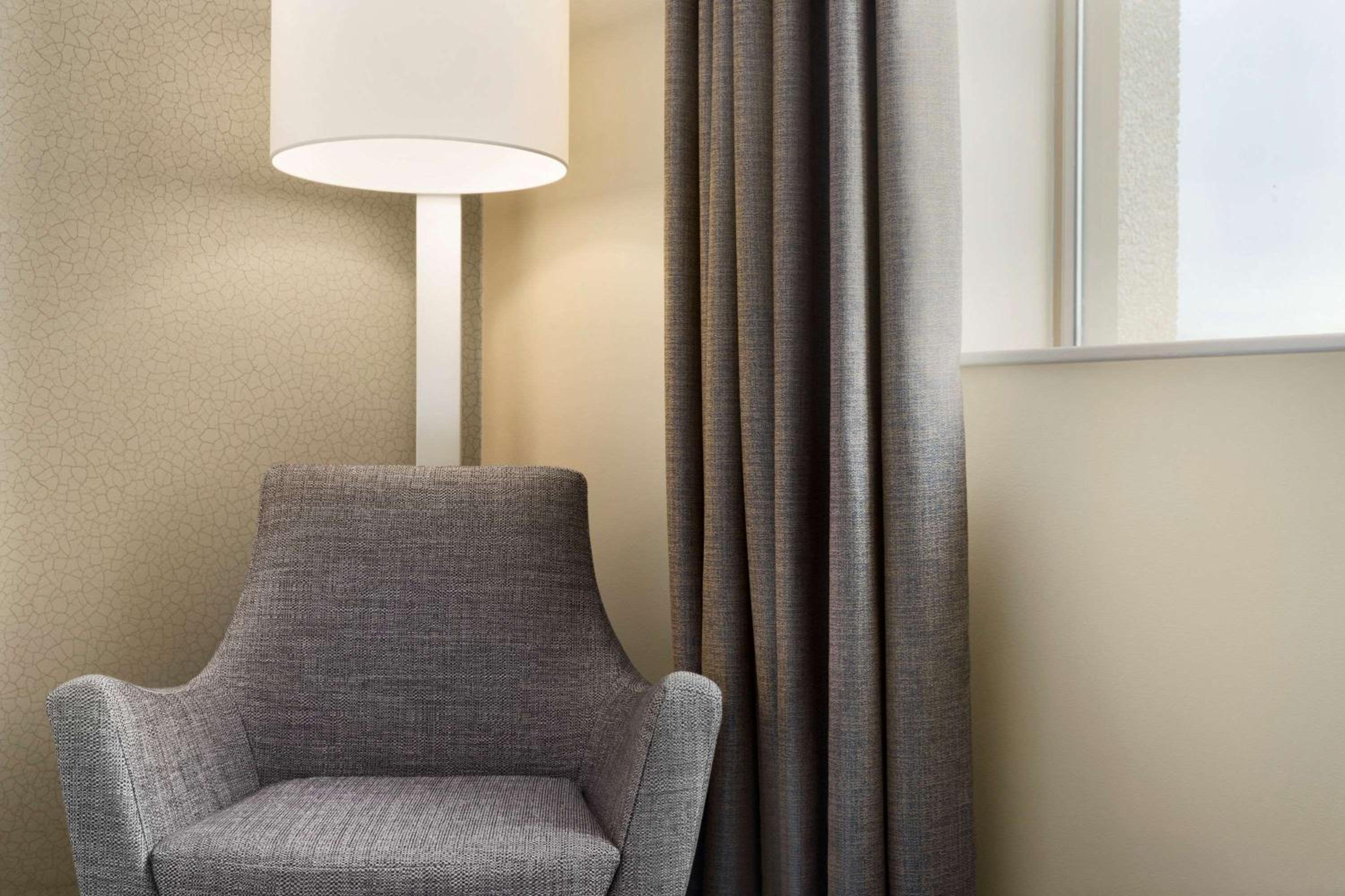 Coventry Vacations - Ramada Hotel  Suites by Wyndham Coventry - Property Image 20