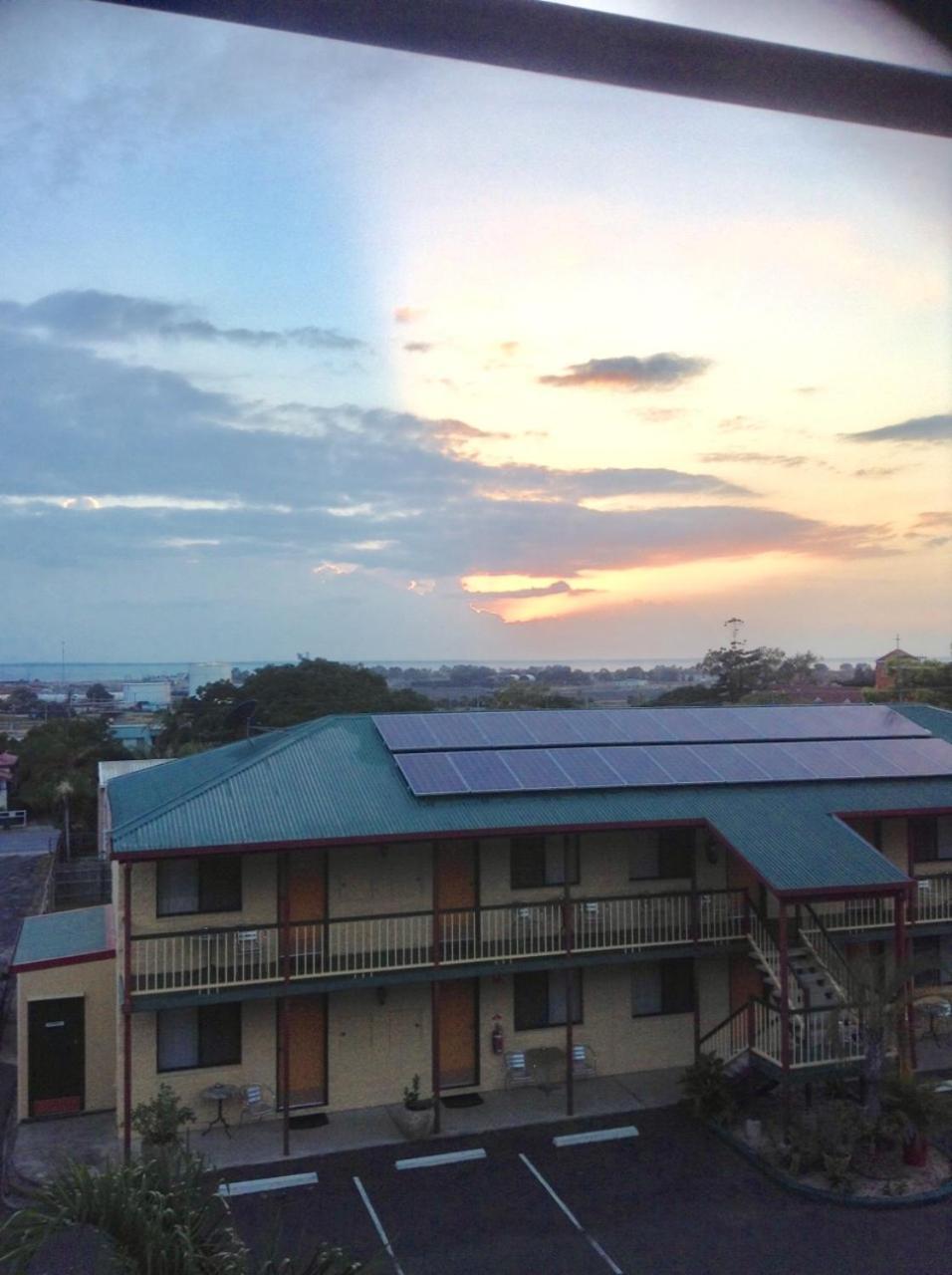 Harbour Lodge Motel
