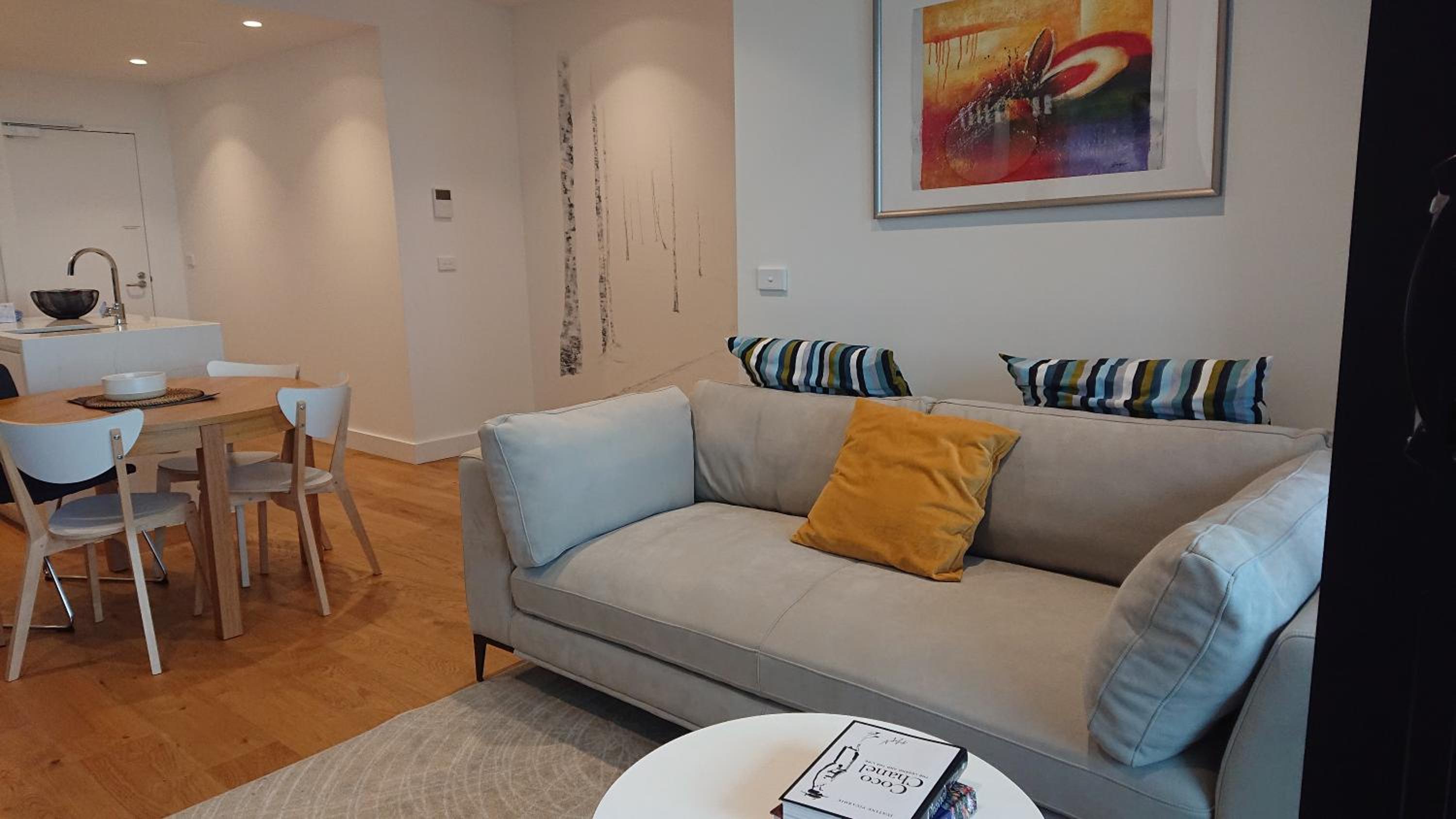 Whitehorse Towers Self Service Holiday Apartment