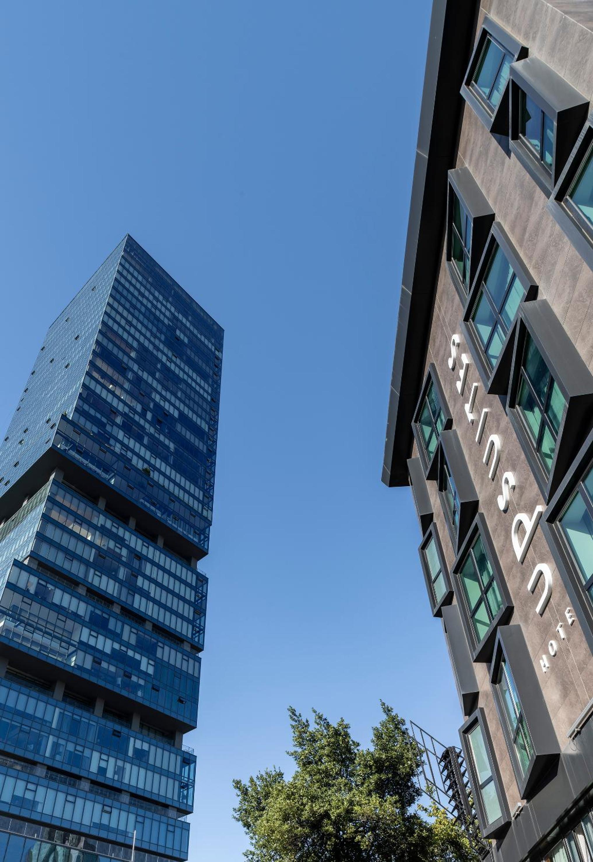 Upsuites Hotel - Image 56