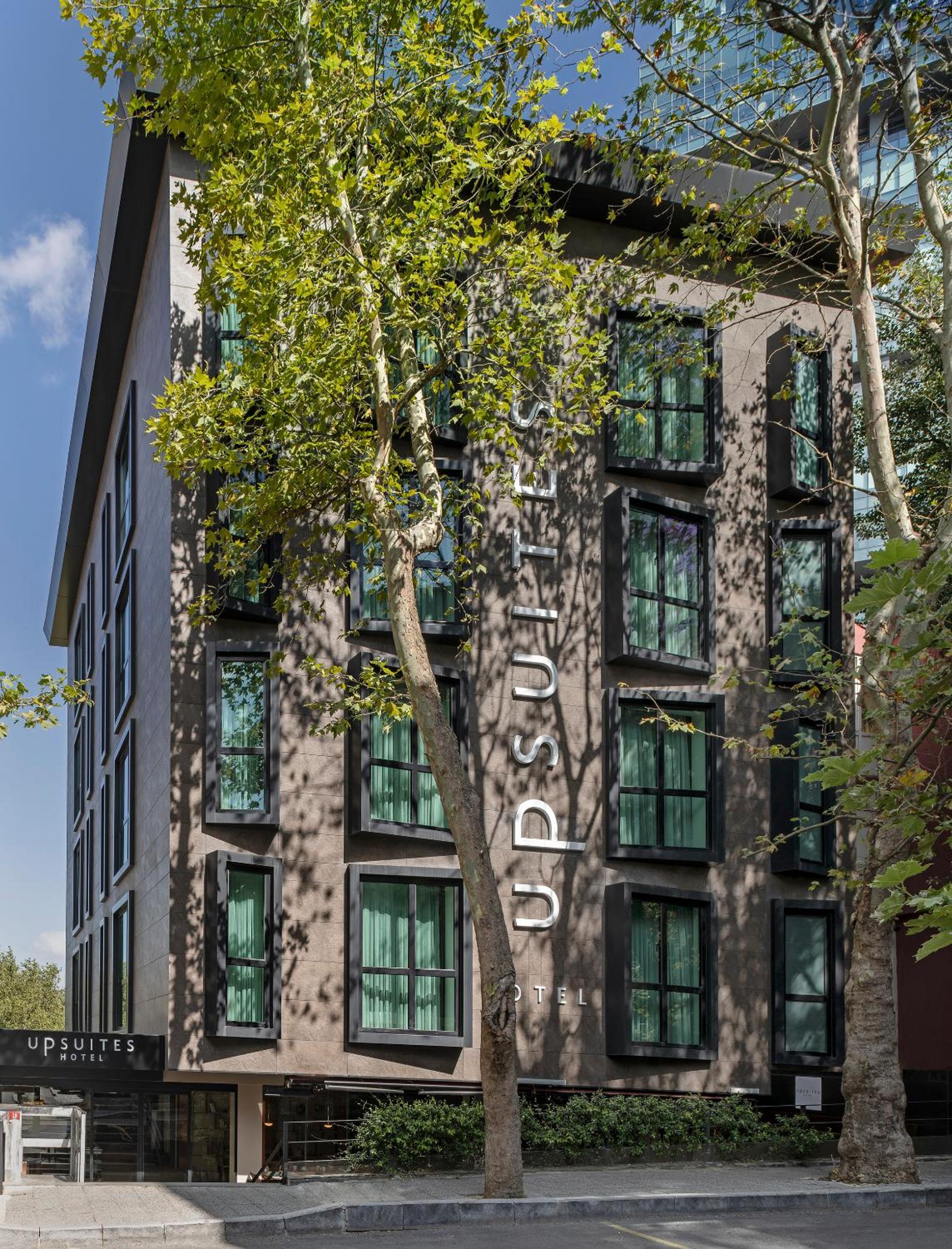 Upsuites Hotel - Image 48