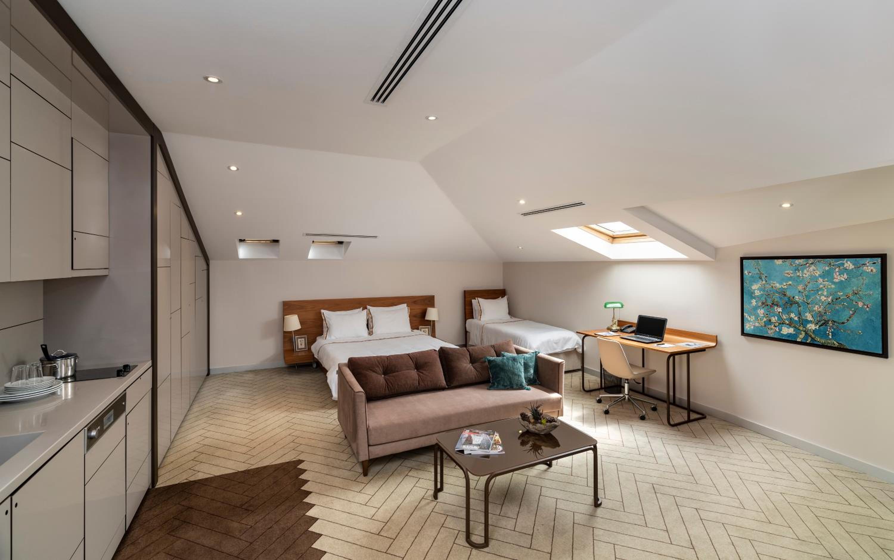 Upsuites Hotel - Image 37