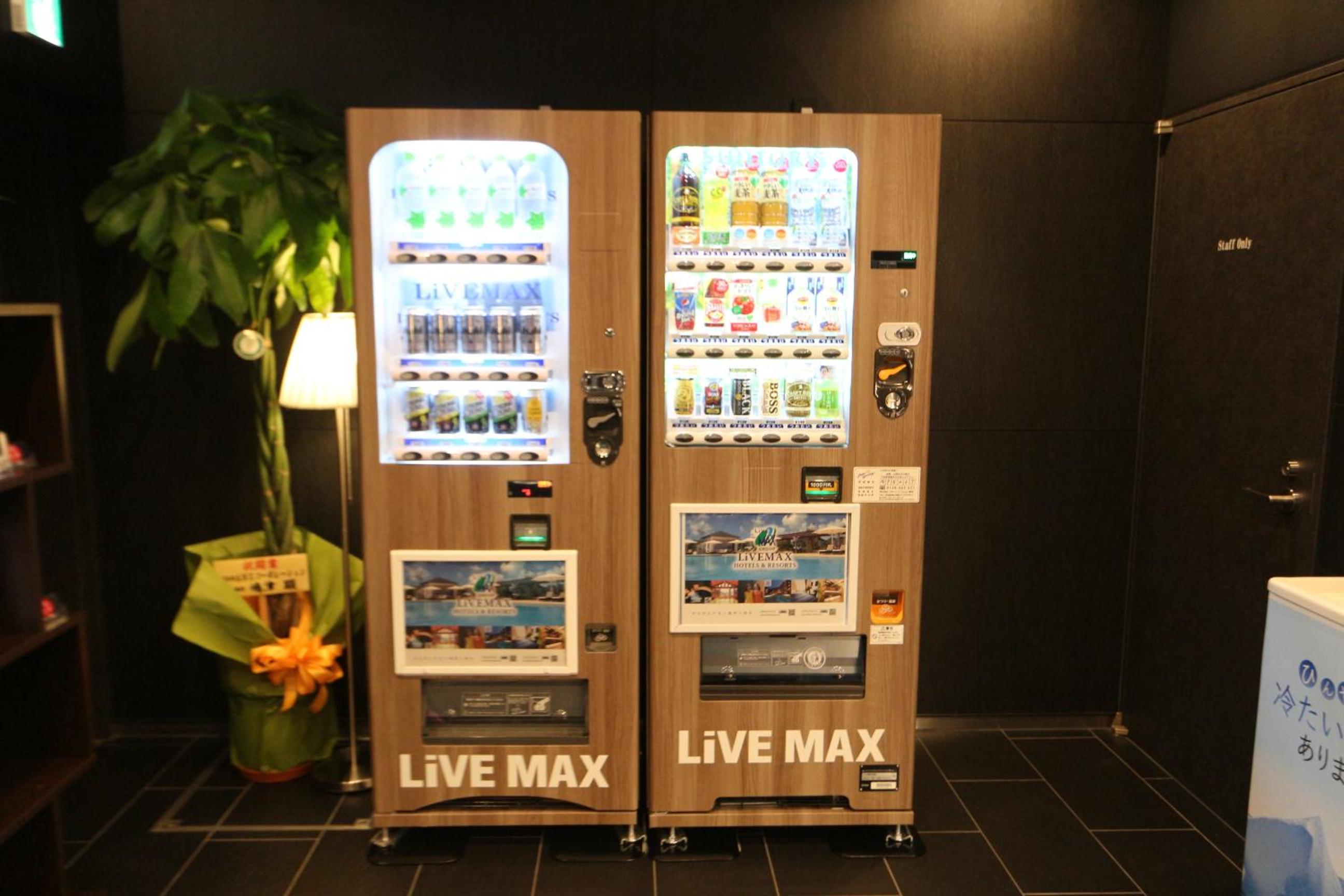 HOTEL LiVEMAX Takadanobaba Ekimae photo 4