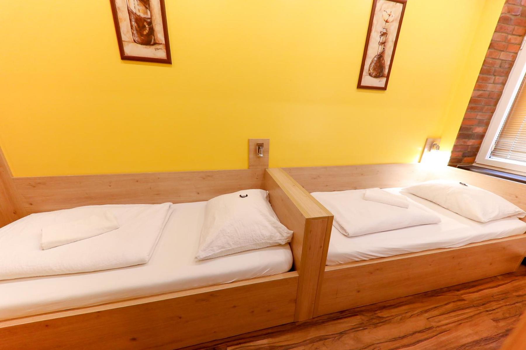 Do Step Inn Home - Hotel & Hostel