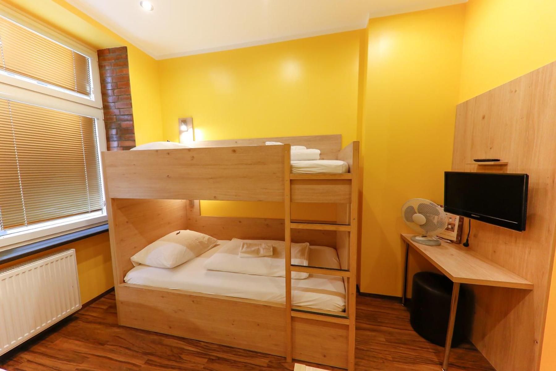 Do Step Inn Home - Hotel & Hostel