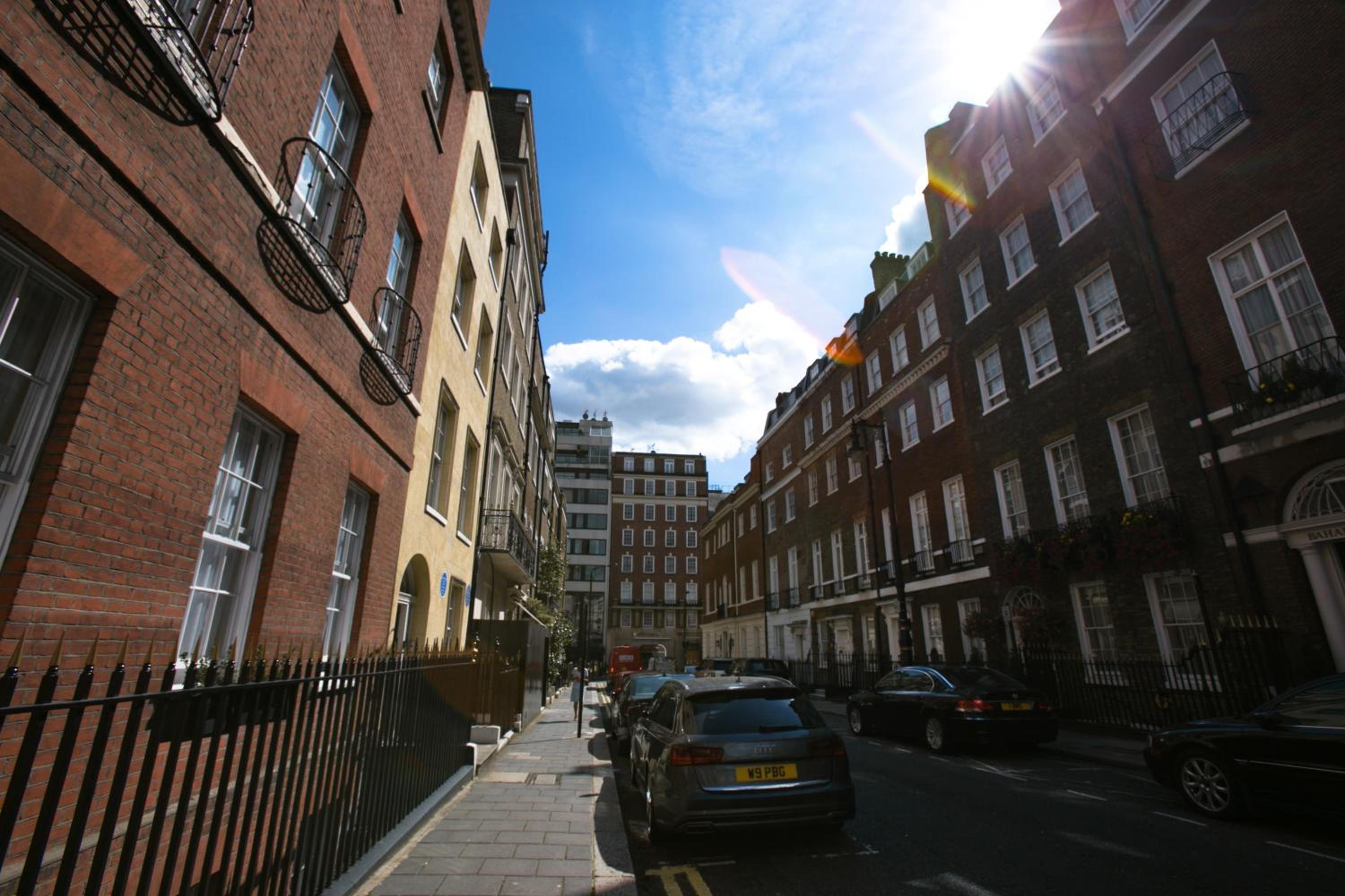 Park Lane Apartments/Shaw House