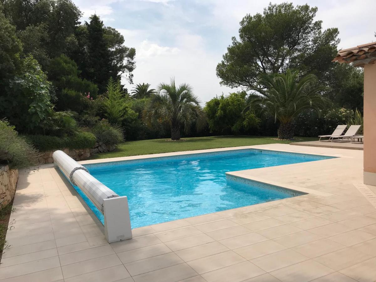 Belle villa à Saint Raphaël dans clos privé view 2