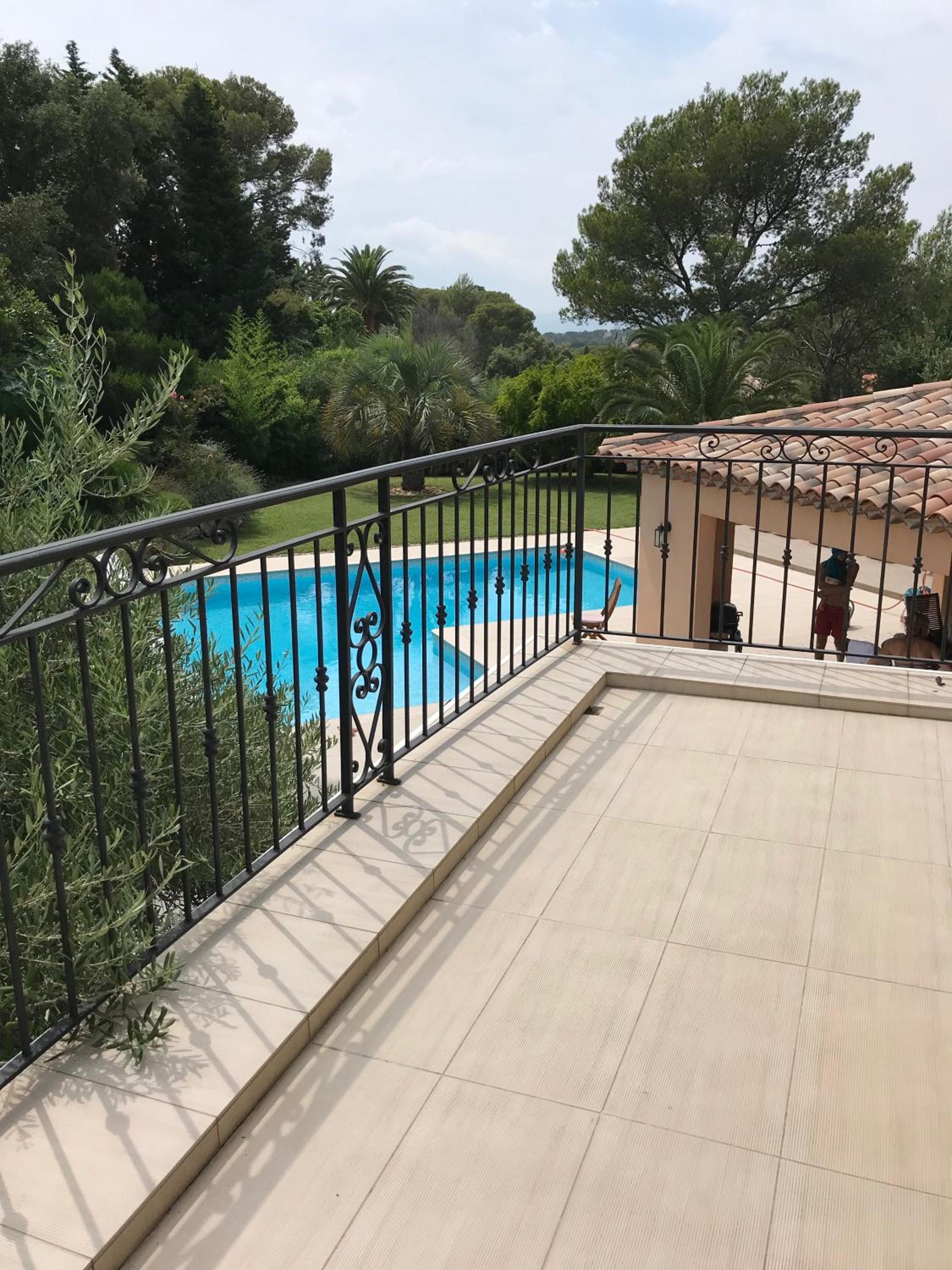 Belle villa à Saint Raphaël dans clos privé view 4