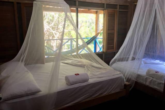 Isla Grande Eco-Hostal