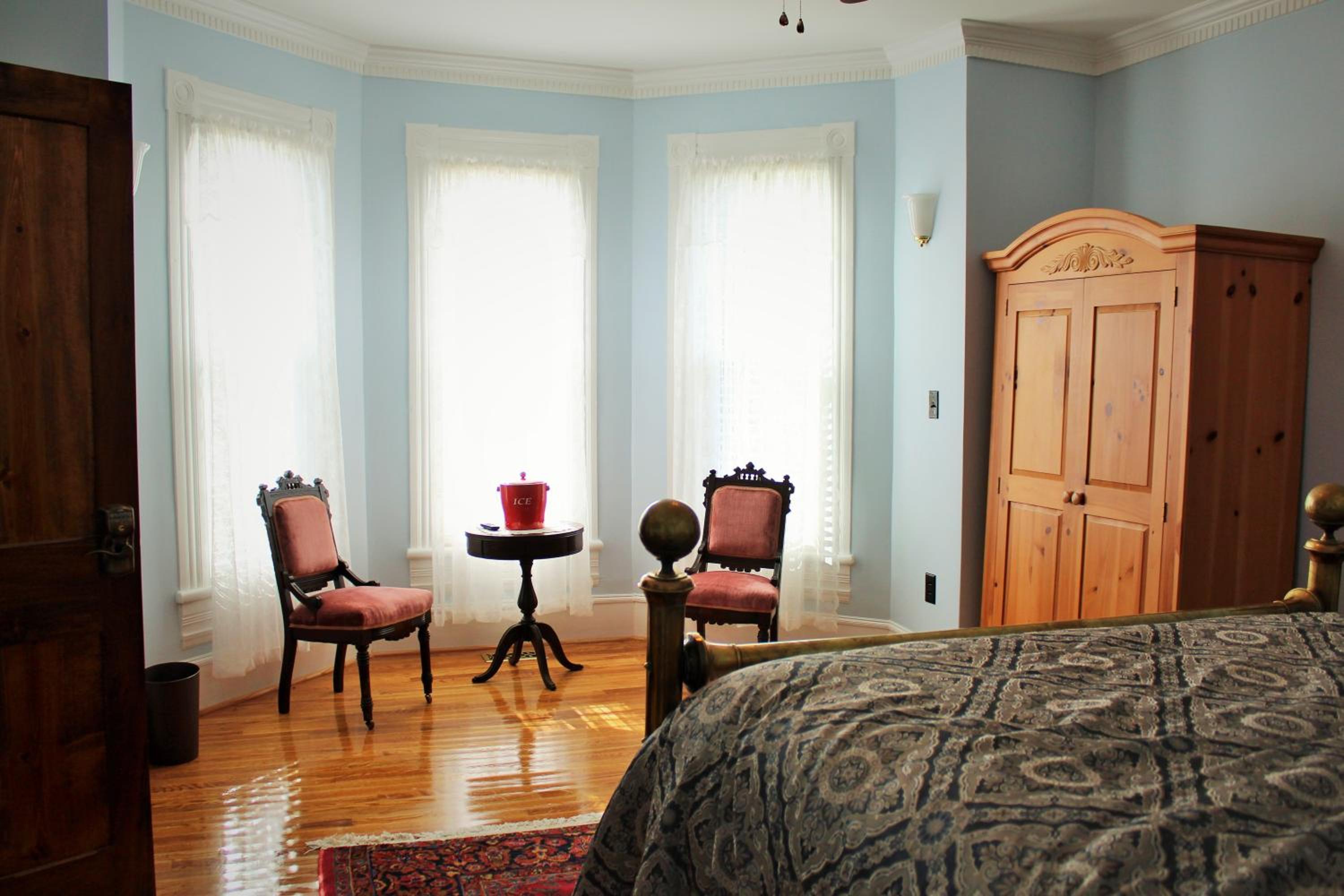 Photo 11