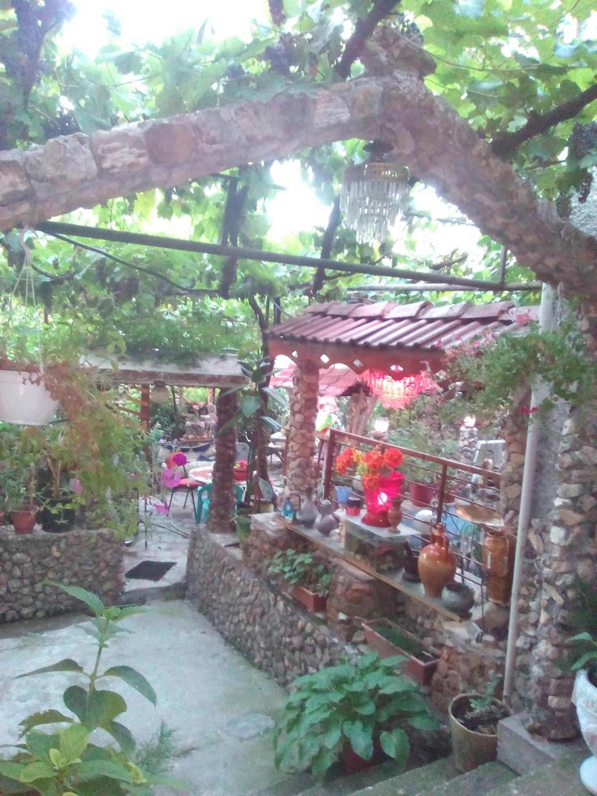 Karafil Guesthouse