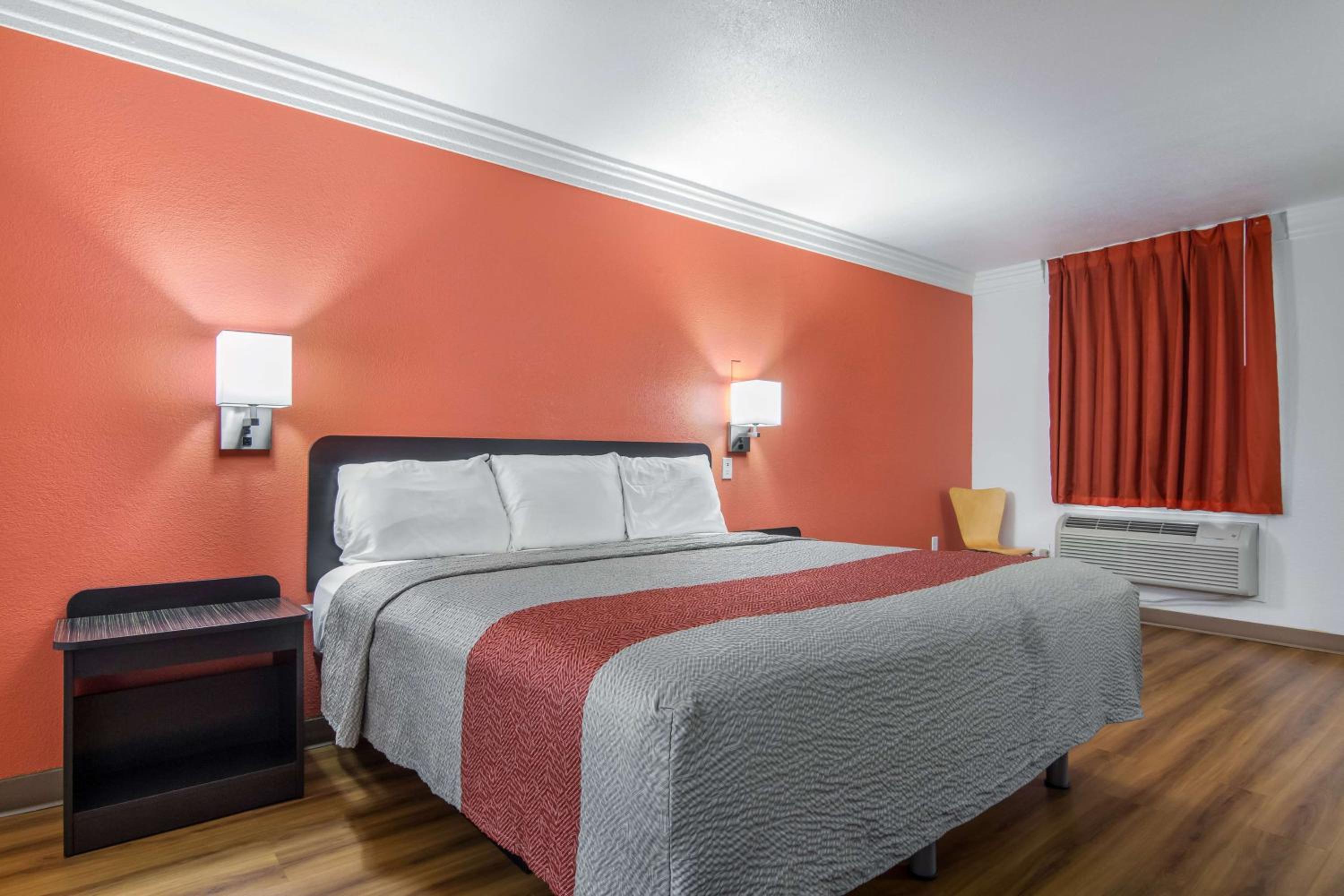 Marshall Vacations - Motel 6-Marshall, TX - Property Image 23