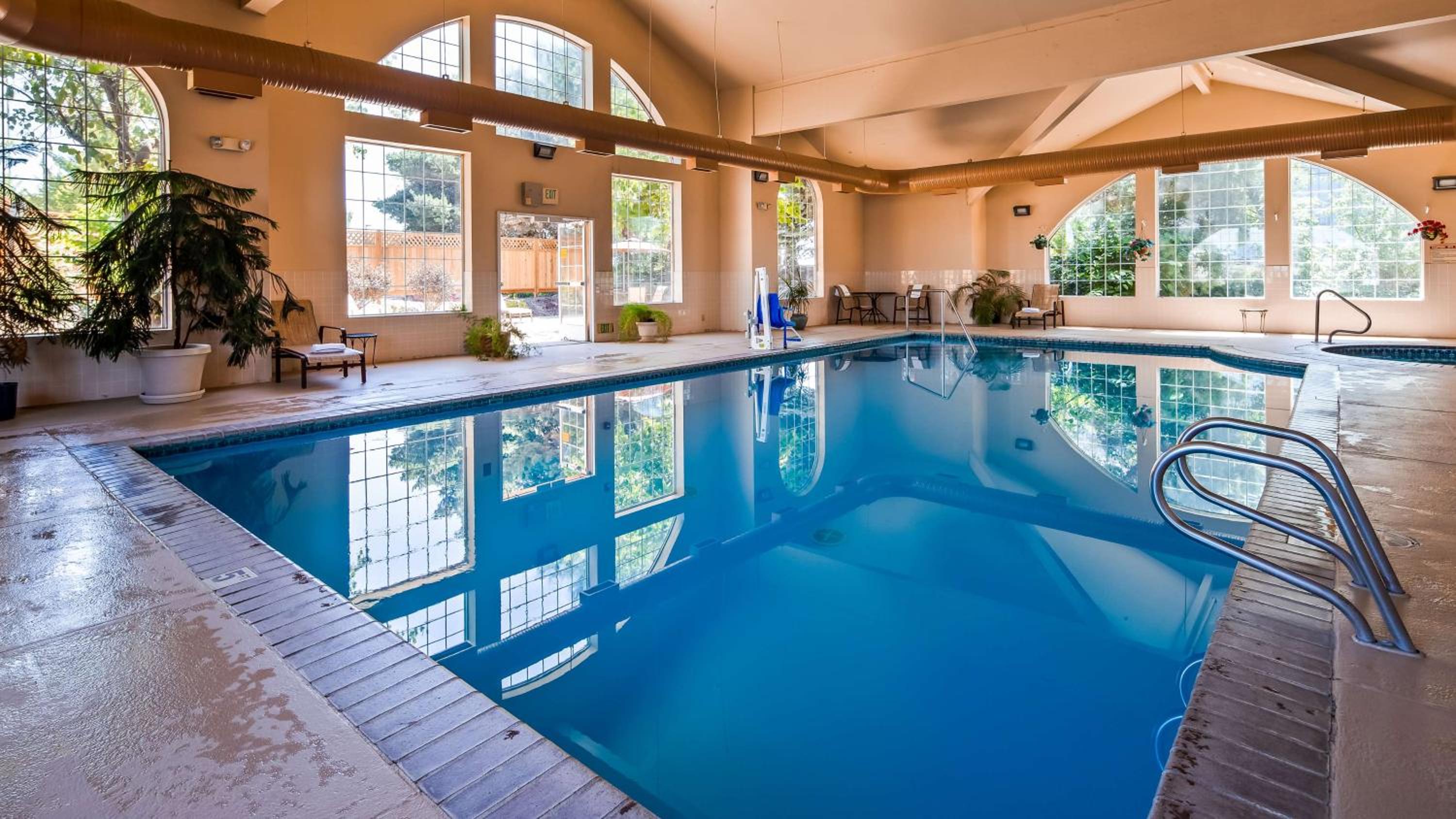Boise Vacations - Best Western Plus Caldwell Inn  Suites - Property Image 5